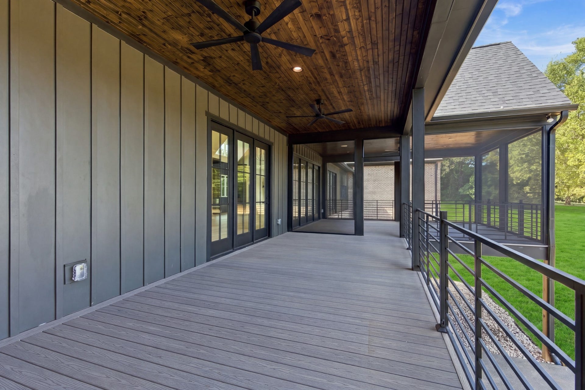 1001 Wright Branch Ct, Mount Juliet, TN 37122 Coming up your back steps and onto your deck will complete your day. Composite decking and metal handrail so you enjoy your time at home and less maintanence
