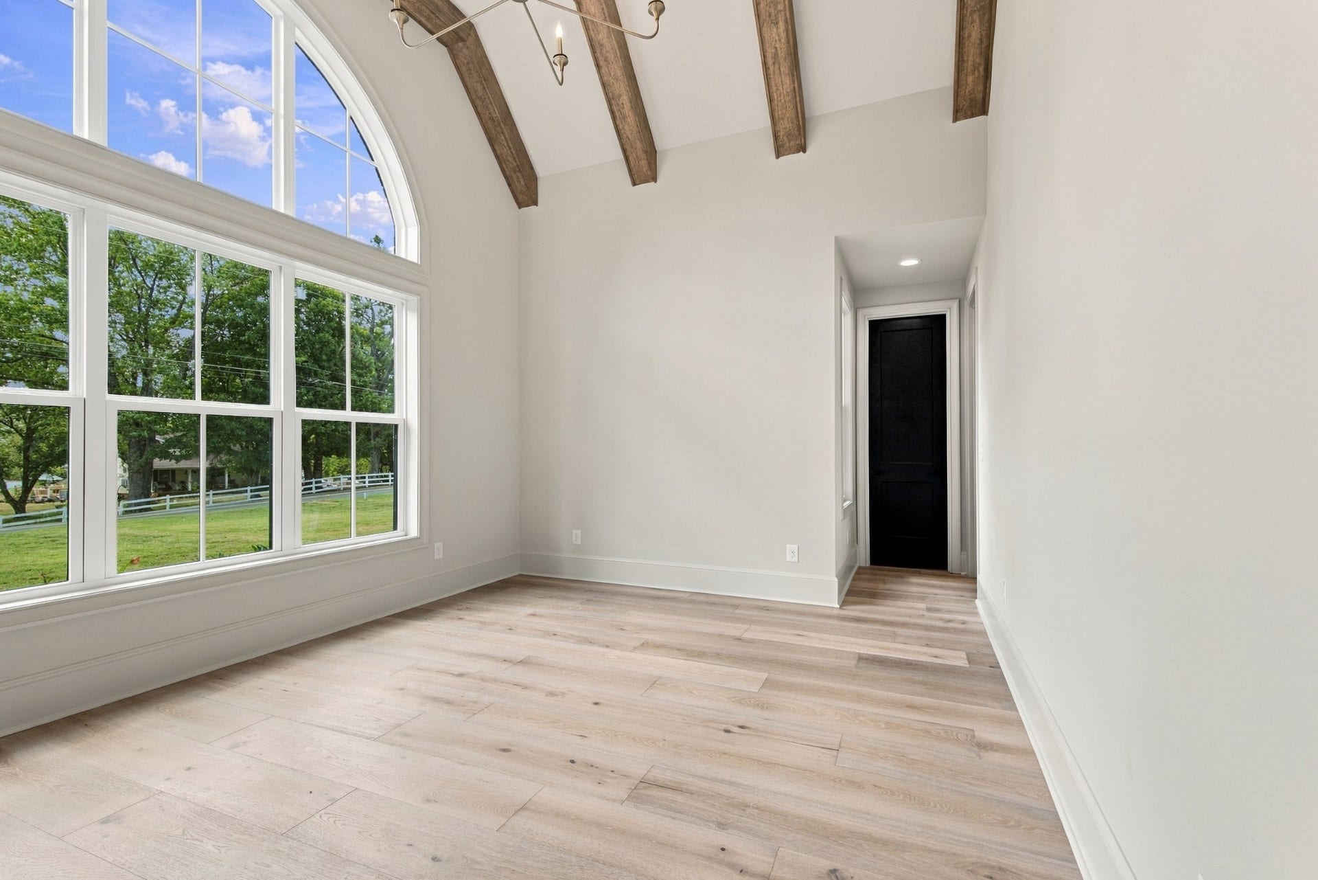 1001 Wright Branch Ct, Mount Juliet, TN 37122 The hallway off of the front bedroom is your access to the walk in closet as well as its own private bath making the room feel that much larger
