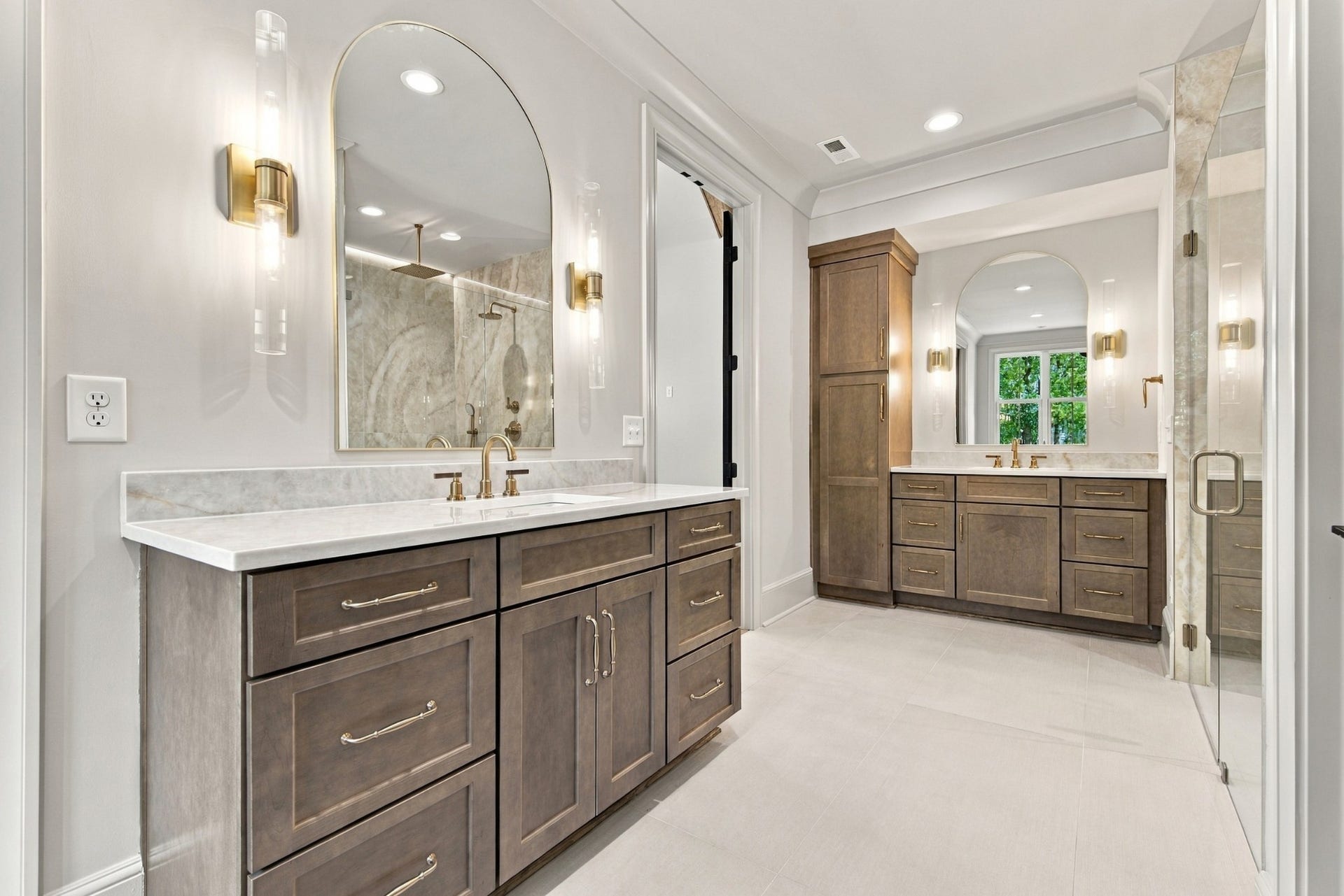 1001 Wright Branch Ct, Mount Juliet, TN 37122 His and hers vanity so no fighting over counter space here. Complete with a linen tower for nice storage