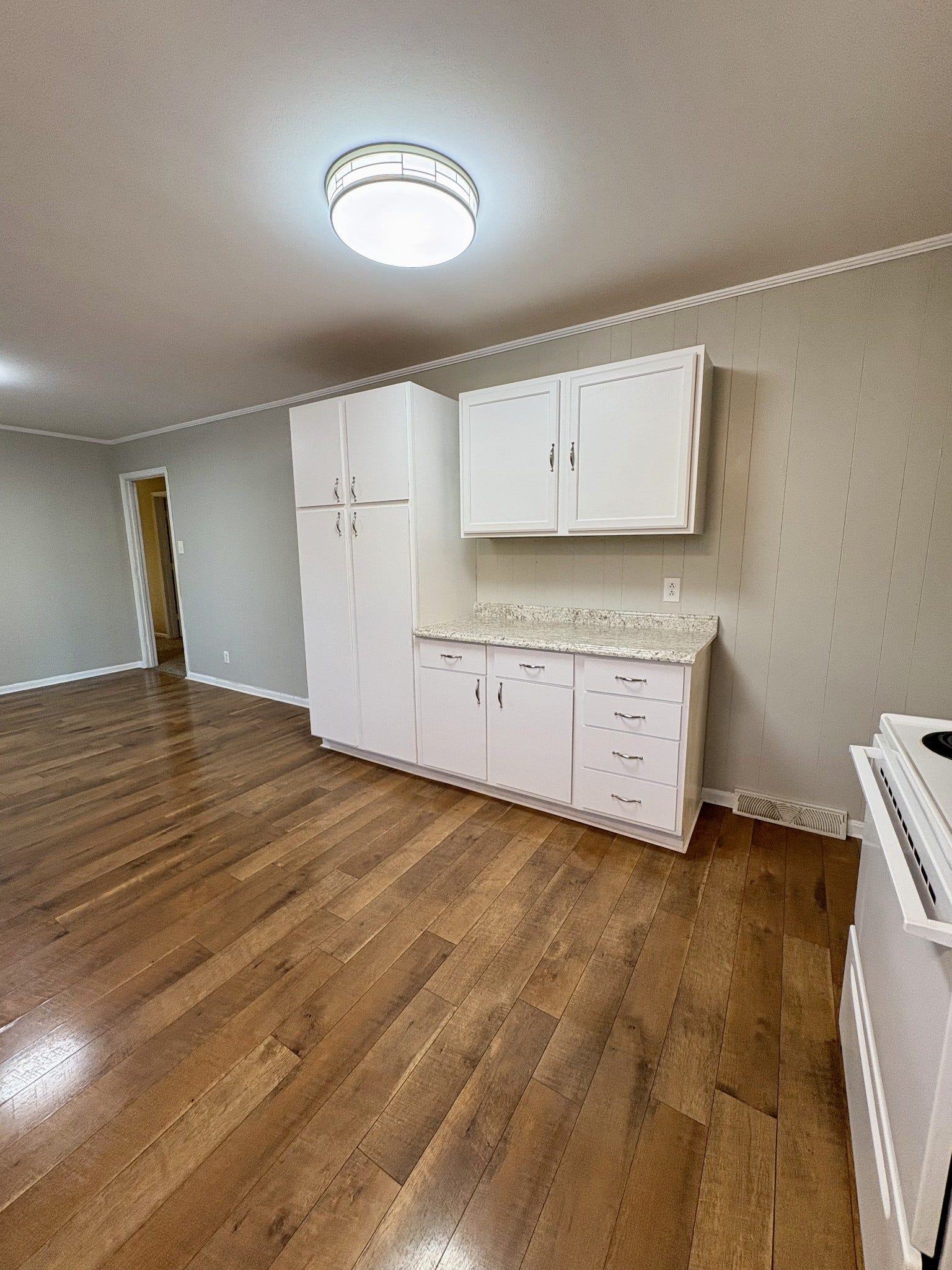 4005 McIntire Dr, Columbia, TN 38401 4005 McIntire Dr, Columbia, TN 38401