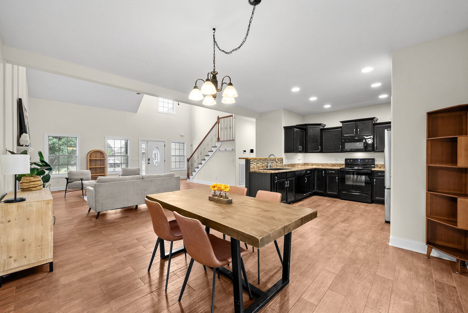 1761 Apache Way, Clarksville, TN 37042 1761 Apache Way, Clarksville, TN 37042