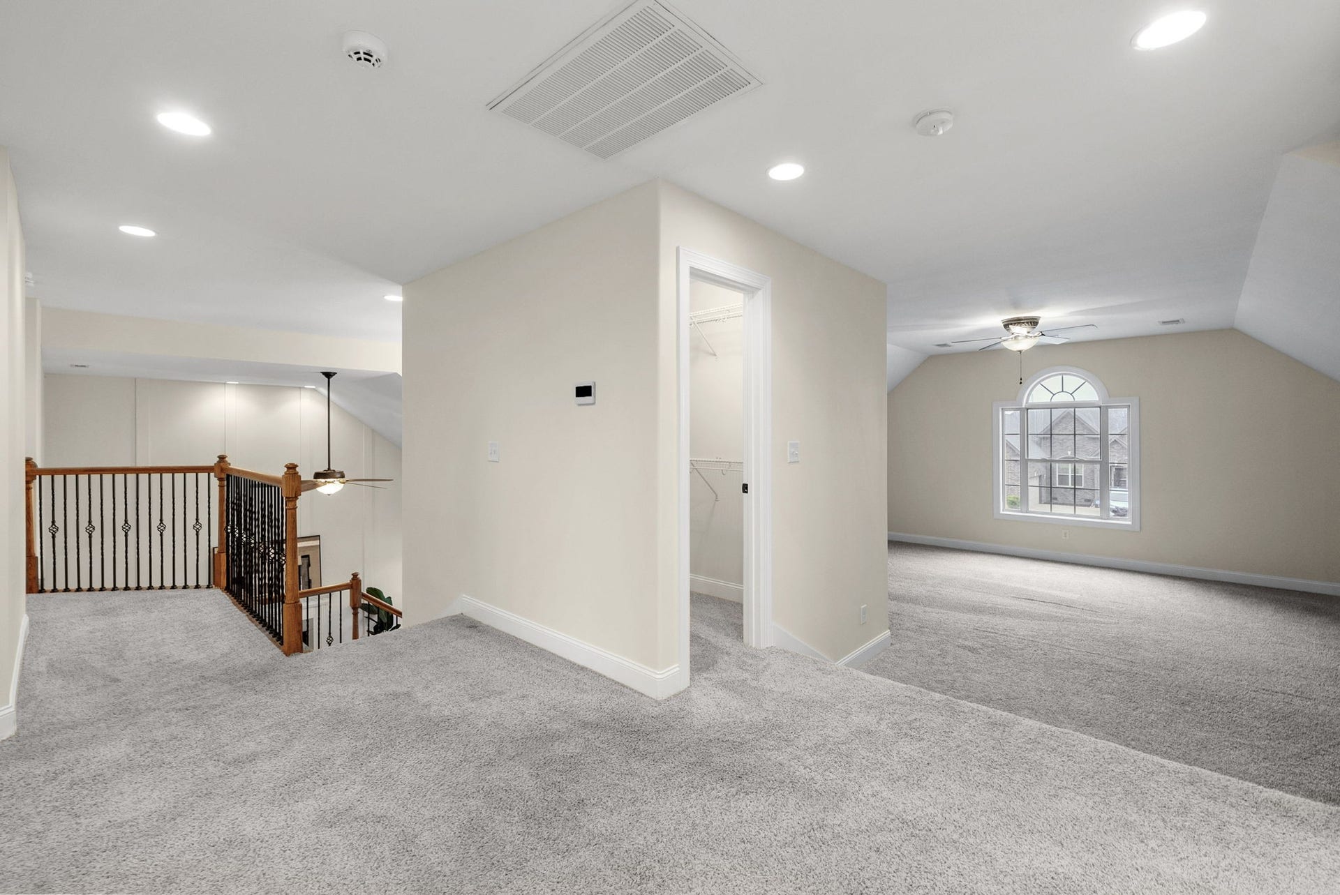 1761 Apache Way, Clarksville, TN 37042 1761 Apache Way, Clarksville, TN 37042