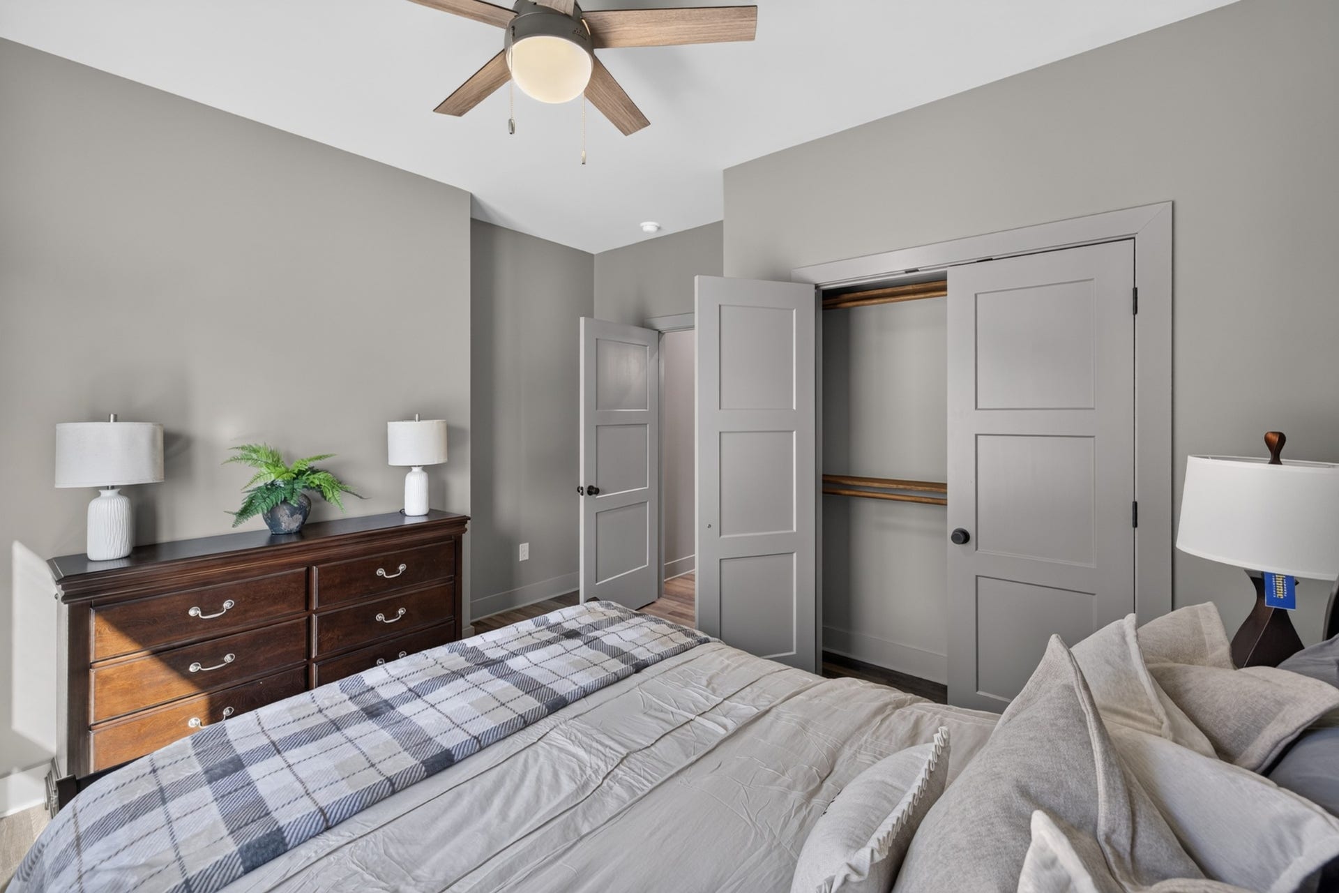 420 Sandhill Rd, Martin, TN 38237 420 Sandhill Rd, Martin, TN 38237