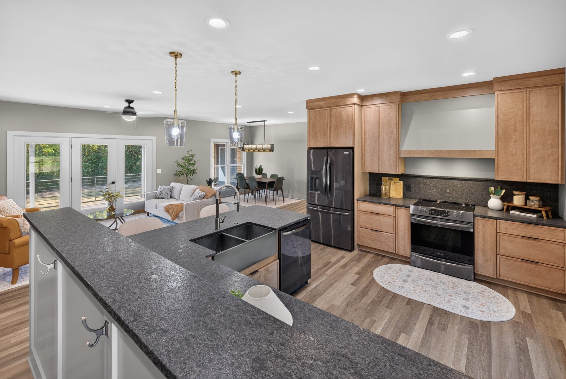 420 Sandhill Rd, Martin, TN 38237 420 Sandhill Rd, Martin, TN 38237