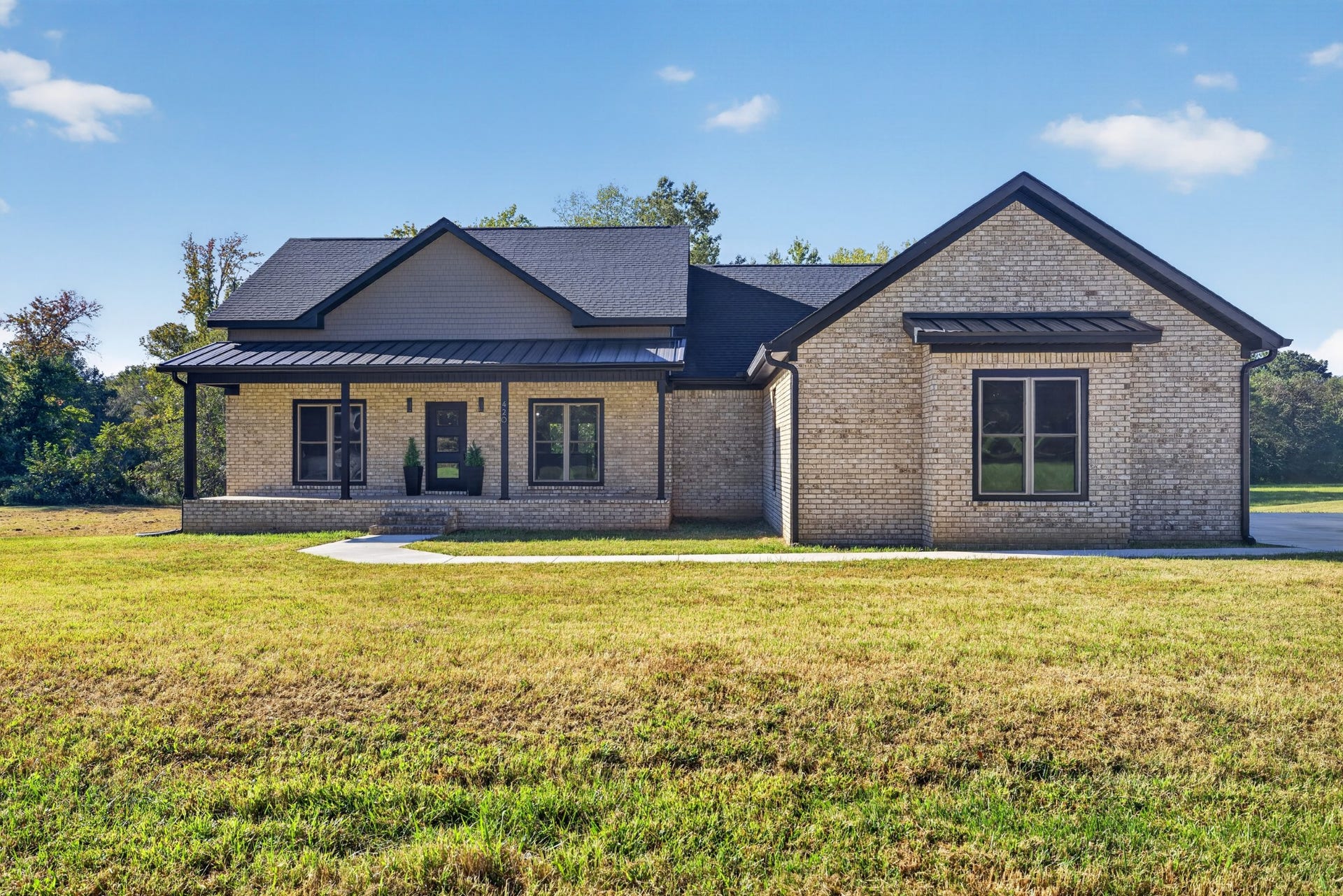 420 Sandhill Rd, Martin, TN 38237 420 Sandhill Rd, Martin, TN 38237