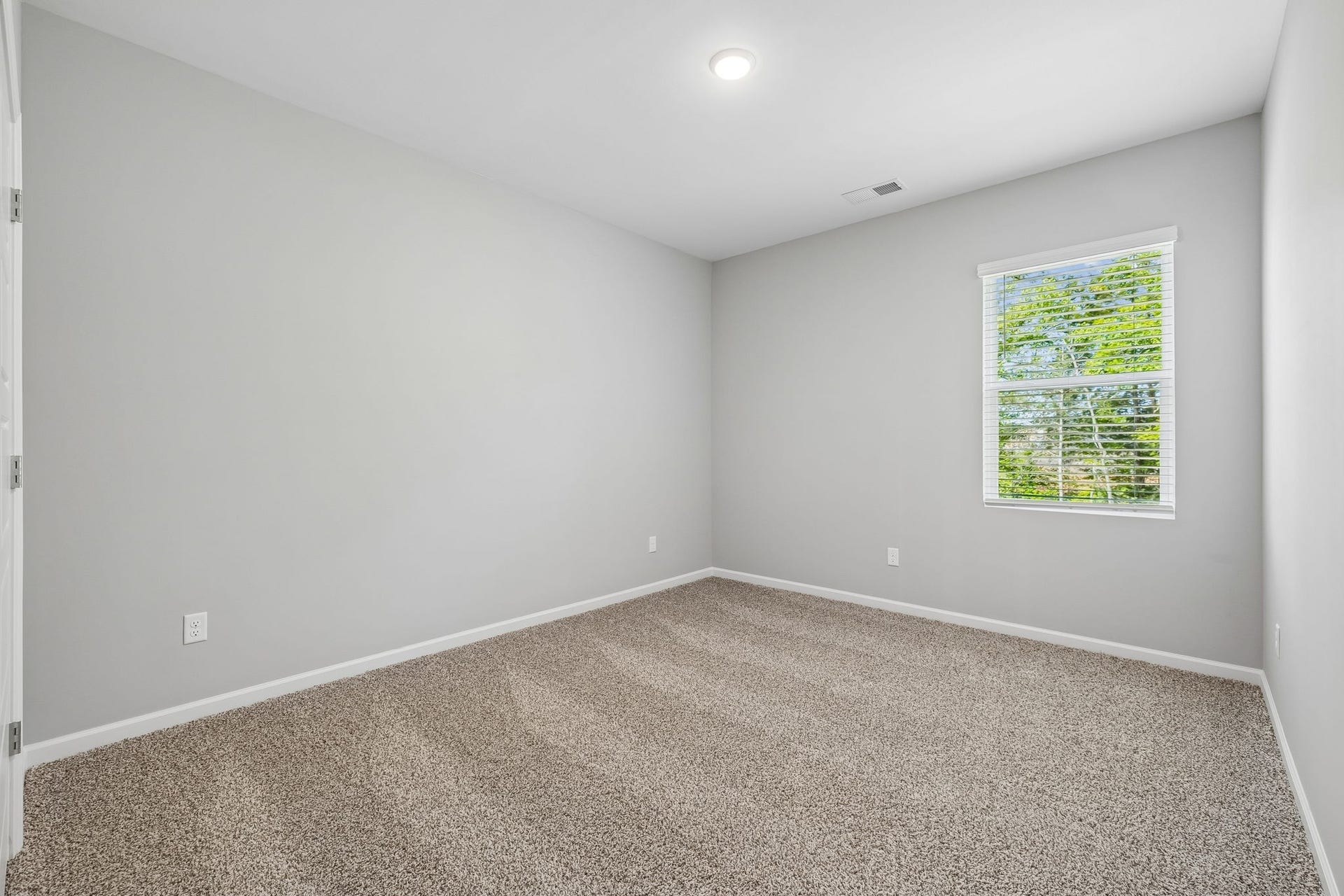 351 Carver Connection, Lebanon, TN 37087
