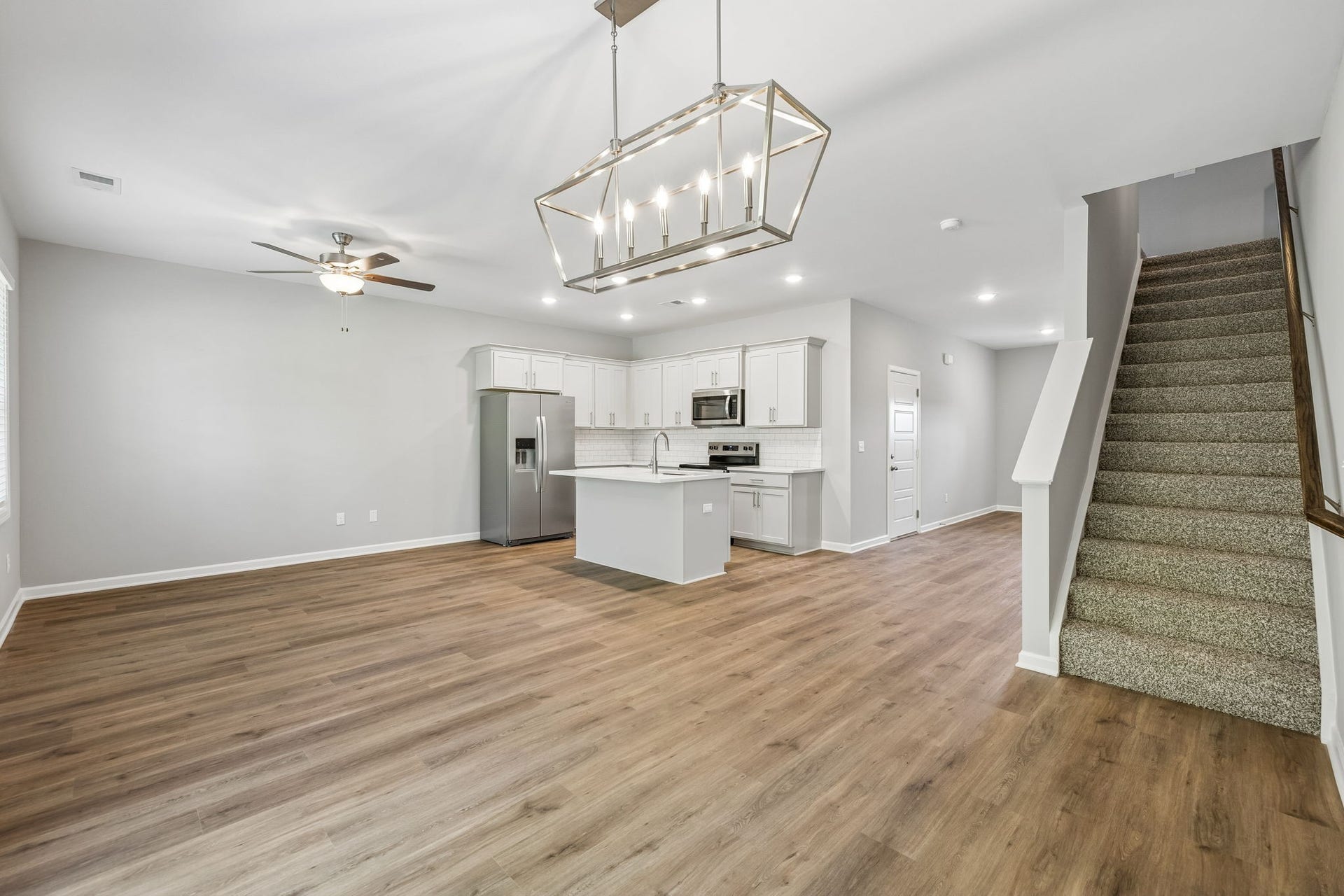 351 Carver Connection, Lebanon, TN 37087