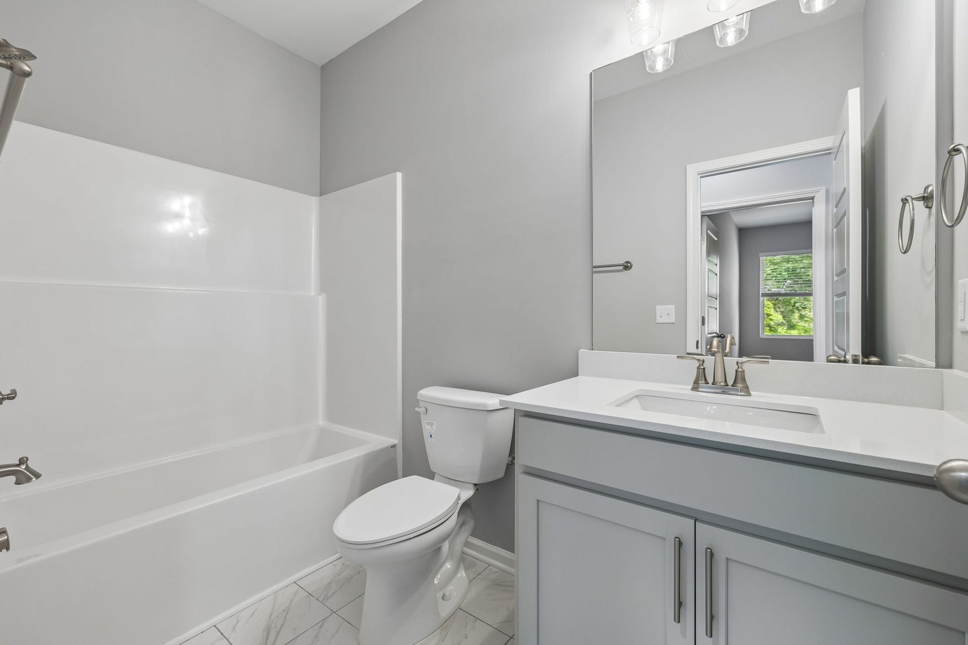 351 Carver Connection, Lebanon, TN 37087