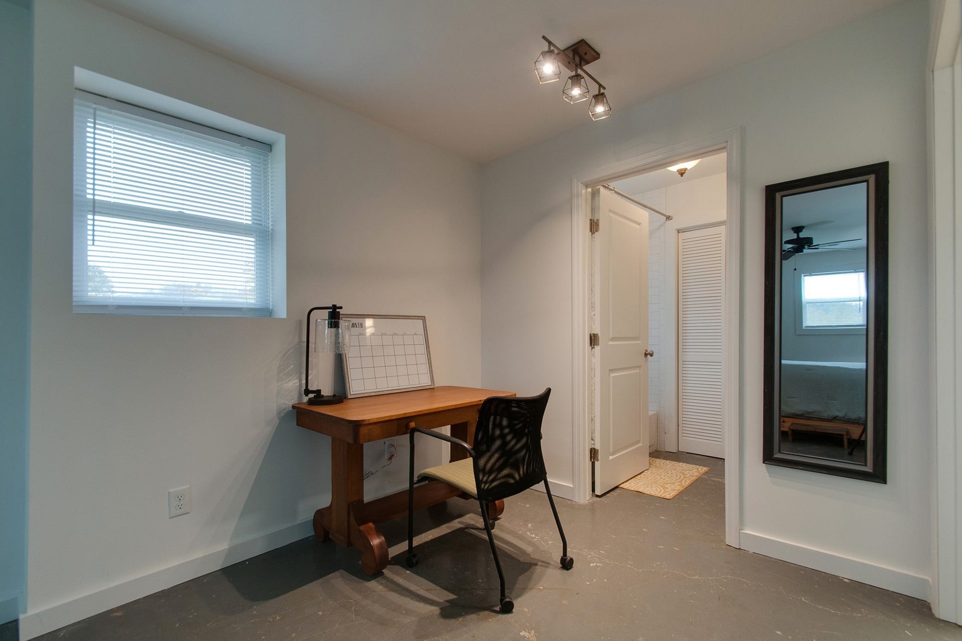 0 Cedar Hill Rd, Kingston Springs, TN 37082 Office space off the bedroom