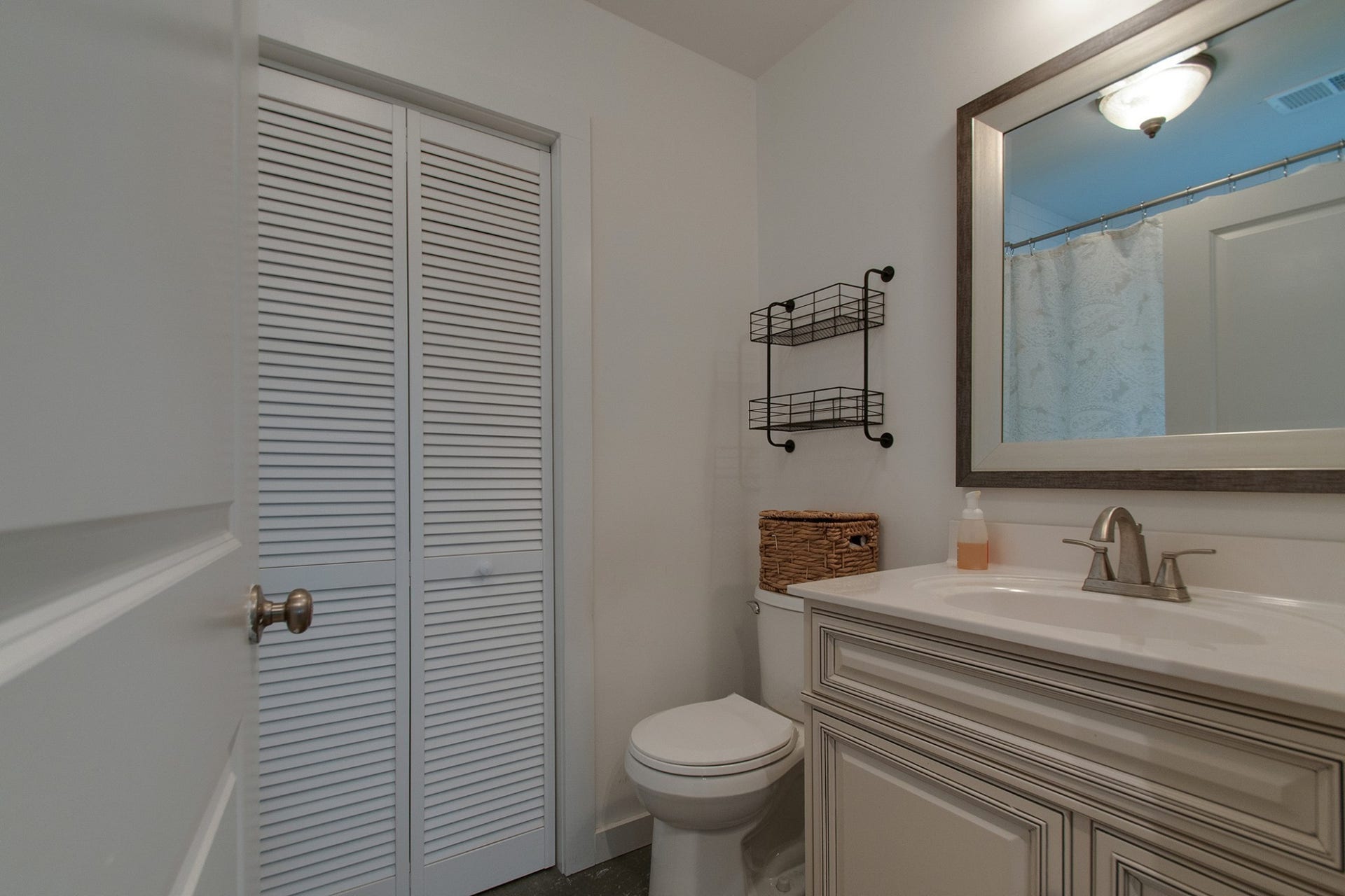 0 Cedar Hill Rd, Kingston Springs, TN 37082 Bathroom with large storage closet