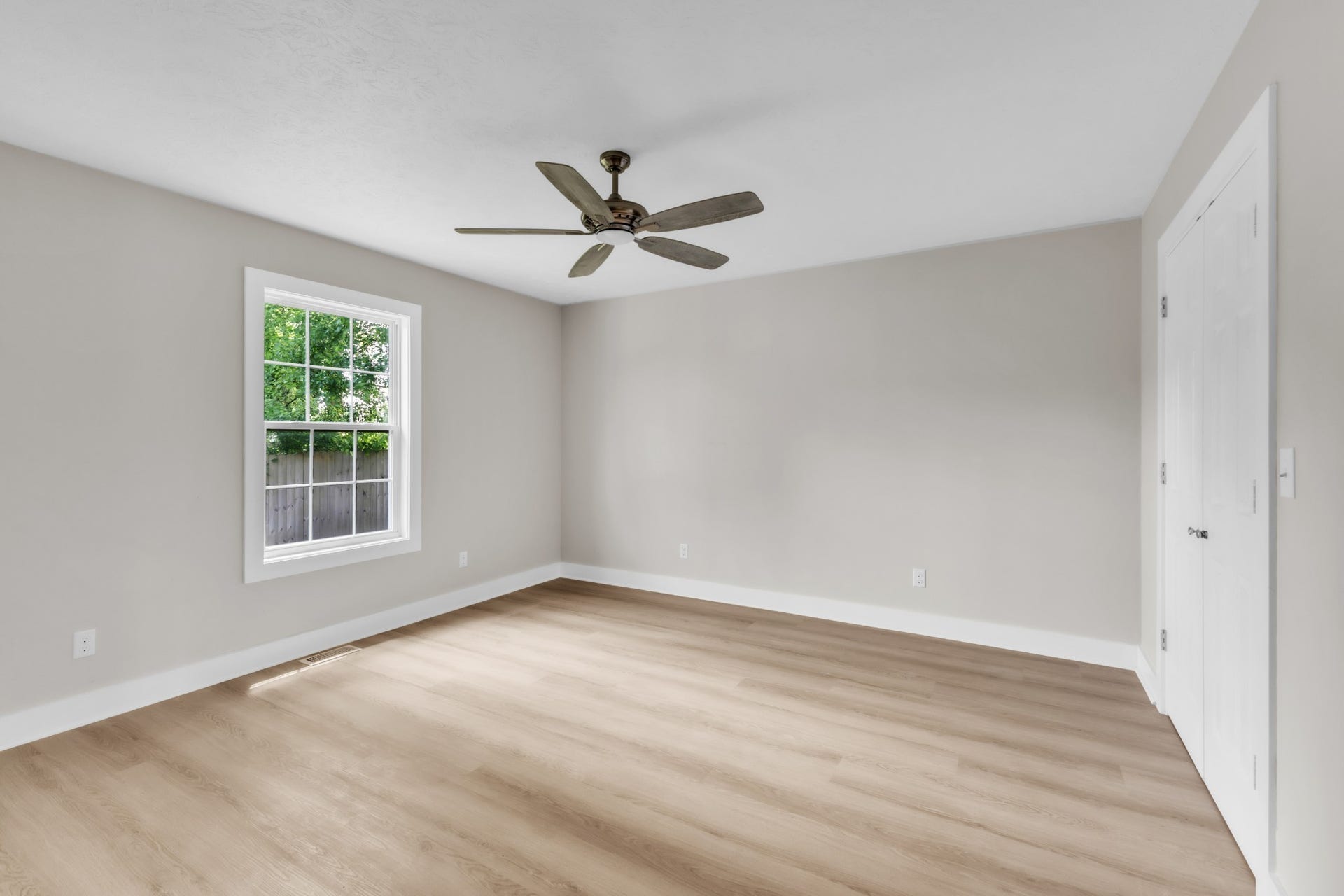 340 Blade St, Gallatin, TN 37066 340 Blade St, Gallatin, TN 37066