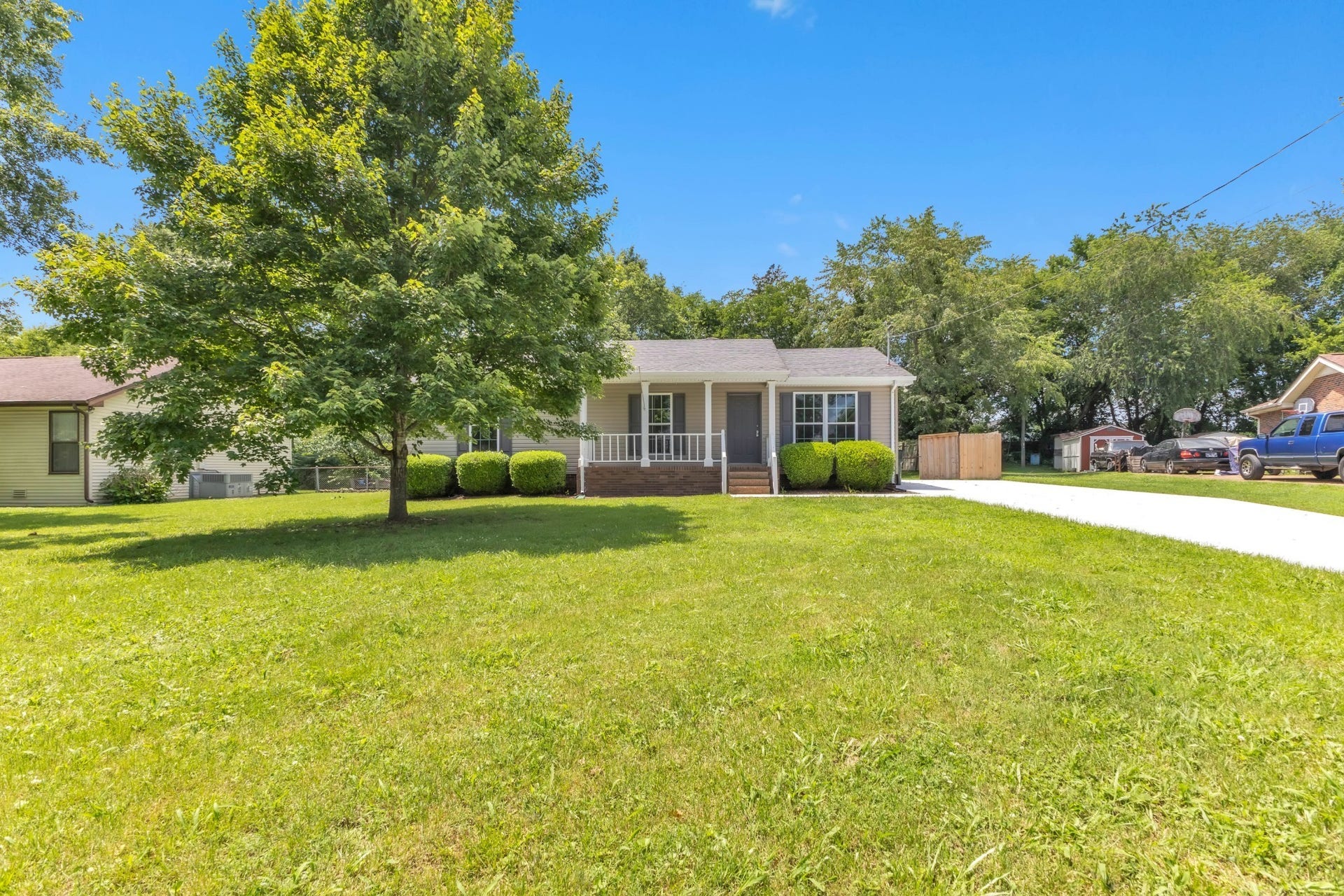340 Blade St, Gallatin, TN 37066 340 Blade St, Gallatin, TN 37066