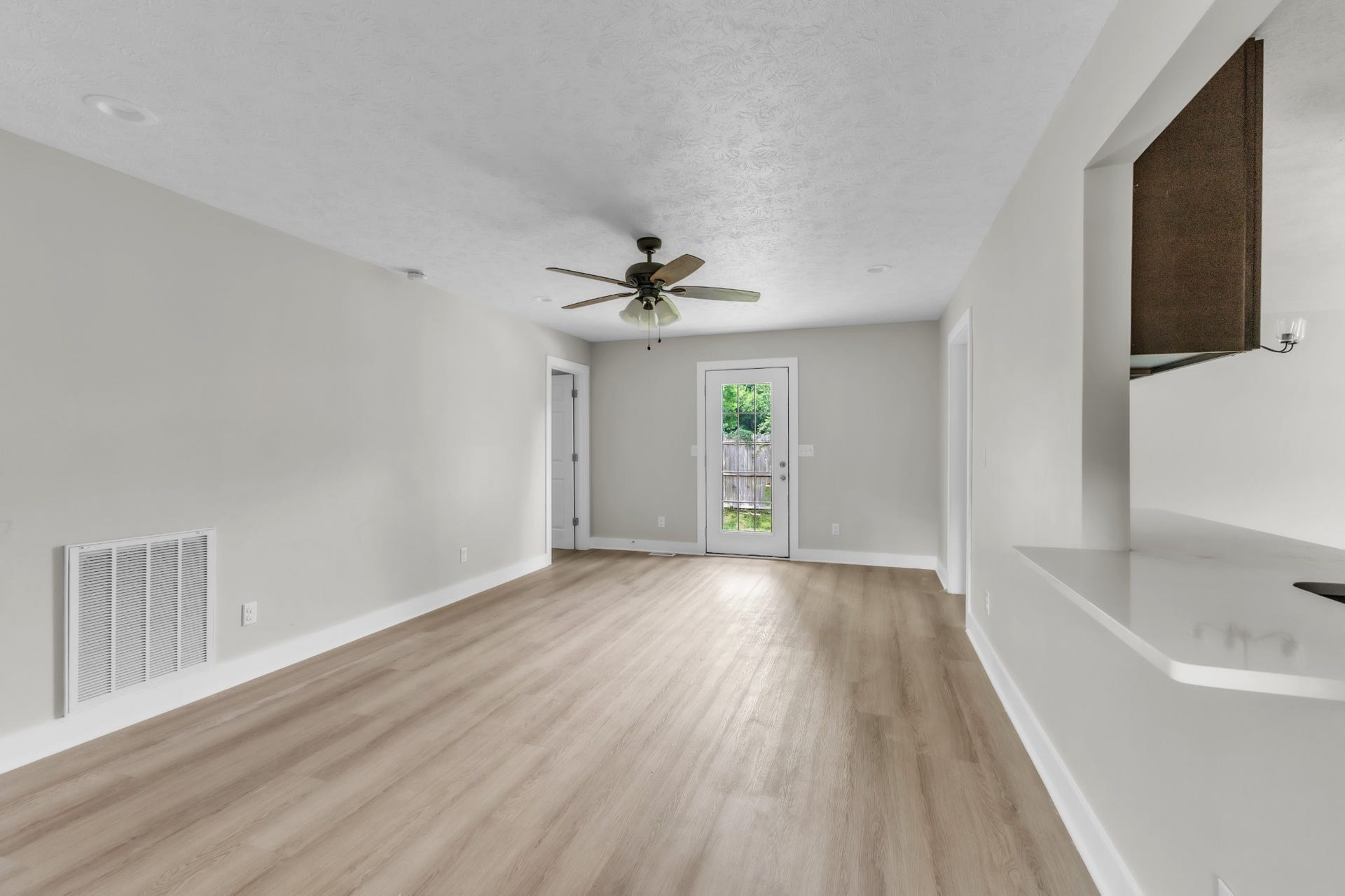 340 Blade St, Gallatin, TN 37066 340 Blade St, Gallatin, TN 37066