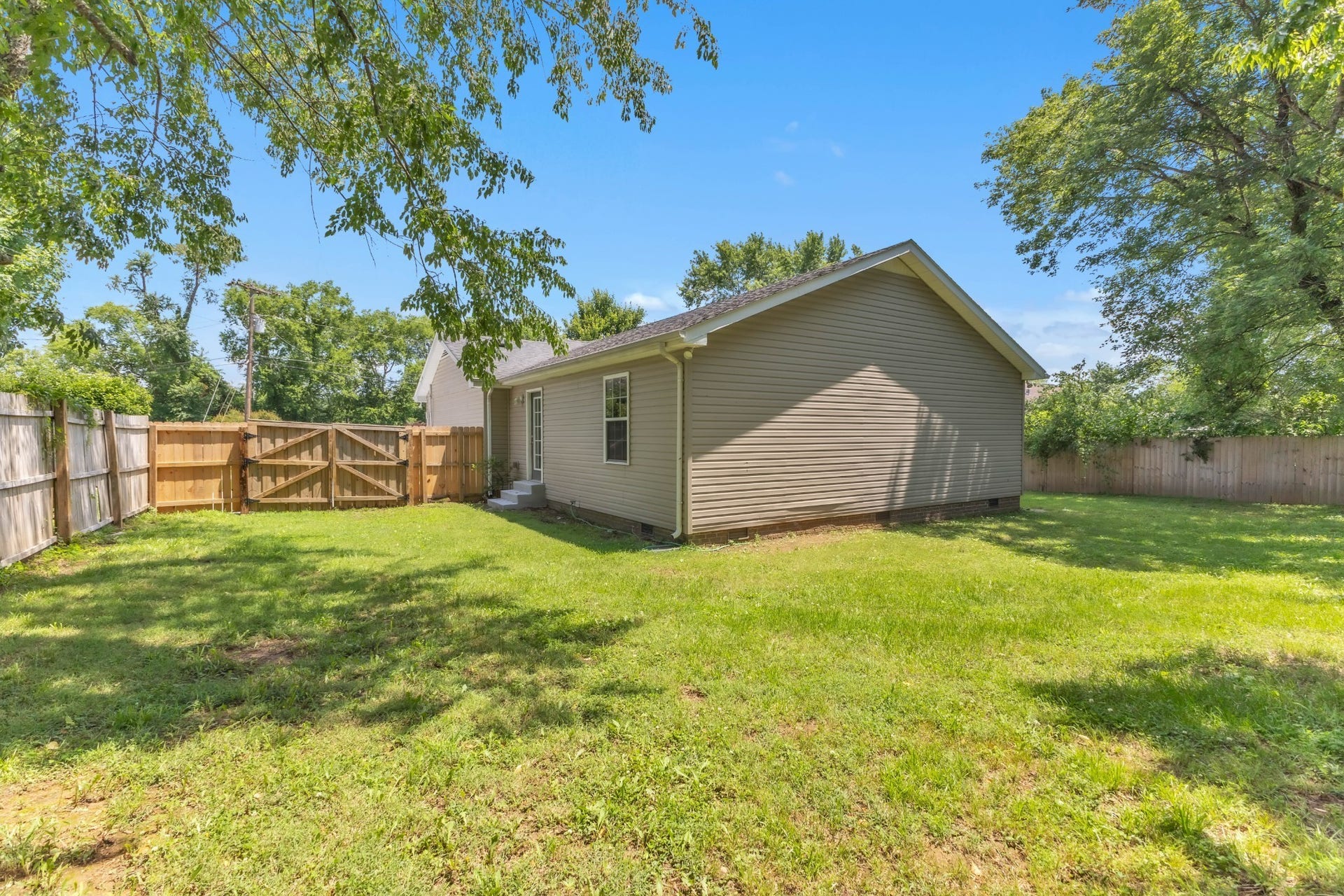 340 Blade St, Gallatin, TN 37066 340 Blade St, Gallatin, TN 37066