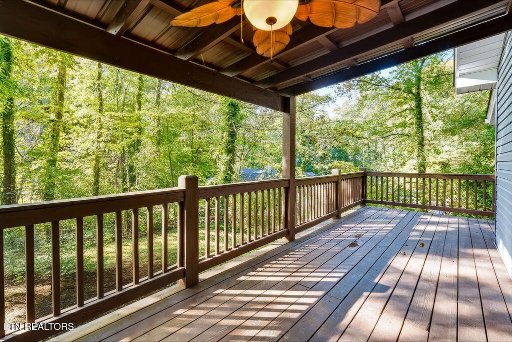 132 Taylor Rd, Oak Ridge, TN 37830 132 Taylor Rd, Oak Ridge, TN 37830