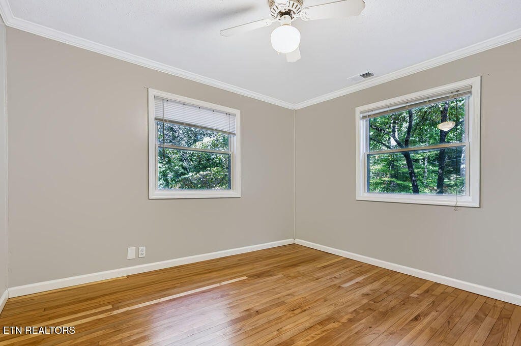 132 Taylor Rd, Oak Ridge, TN 37830 132 Taylor Rd, Oak Ridge, TN 37830