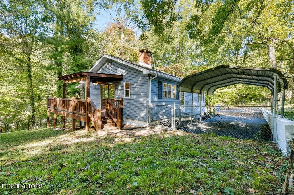 132 Taylor Rd, Oak Ridge, TN 37830 132 Taylor Rd, Oak Ridge, TN 37830