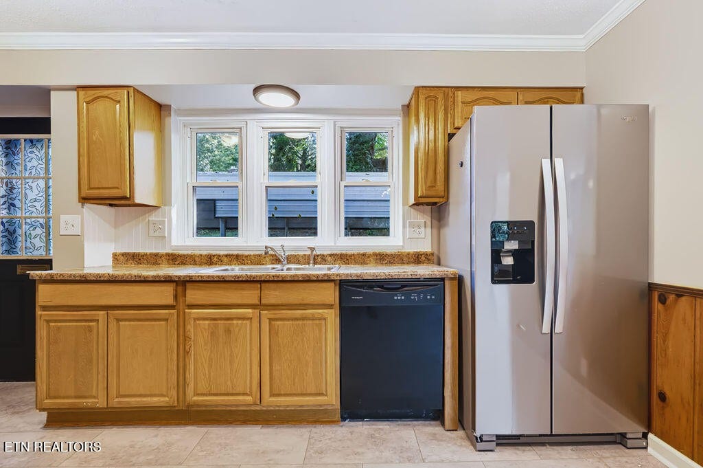 132 Taylor Rd, Oak Ridge, TN 37830 132 Taylor Rd, Oak Ridge, TN 37830