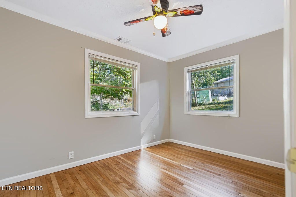 132 Taylor Rd, Oak Ridge, TN 37830 132 Taylor Rd, Oak Ridge, TN 37830