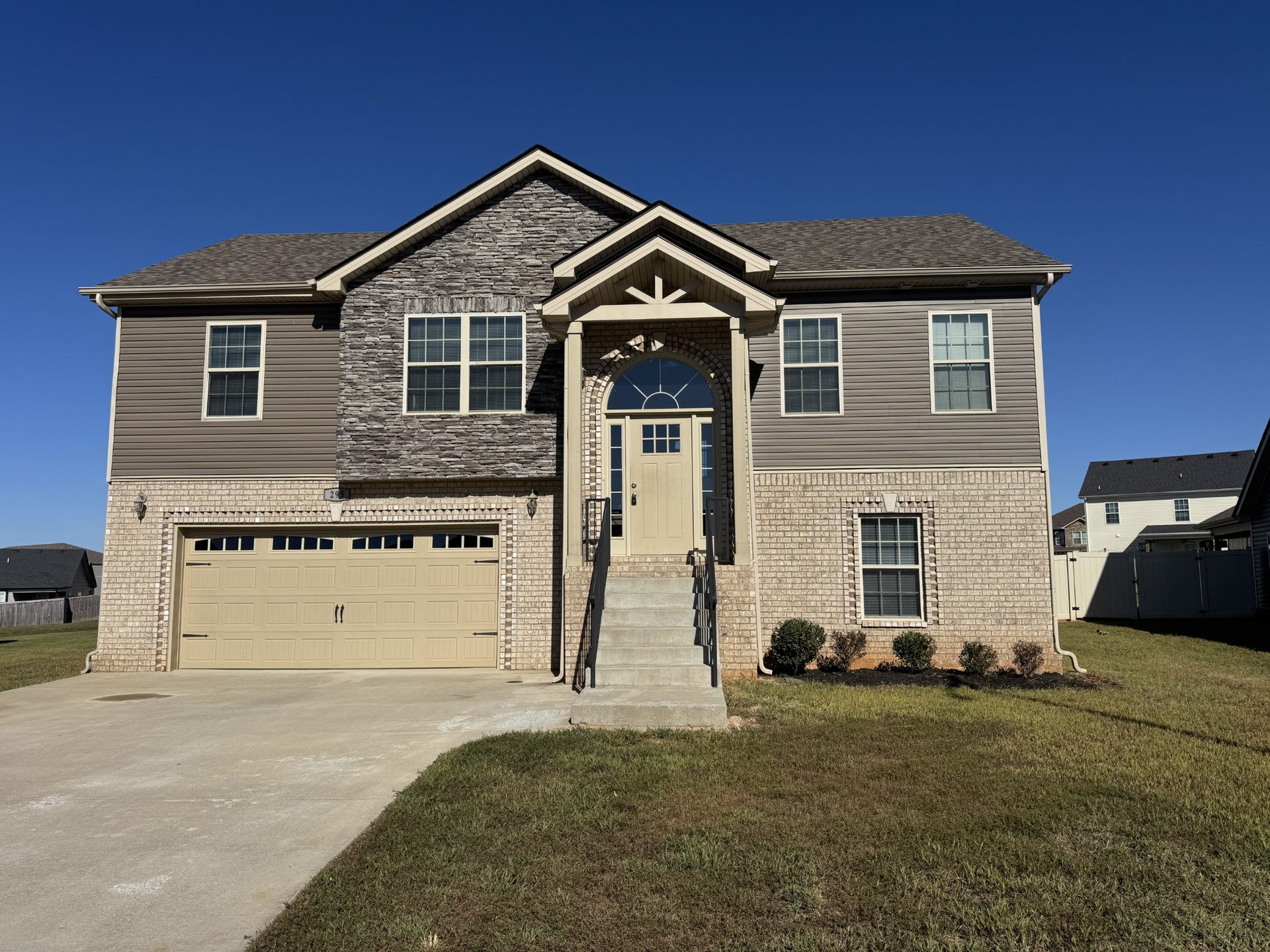 295 Dugger Dr, Clarksville, TN 37042 295 Dugger Dr, Clarksville, TN 37042