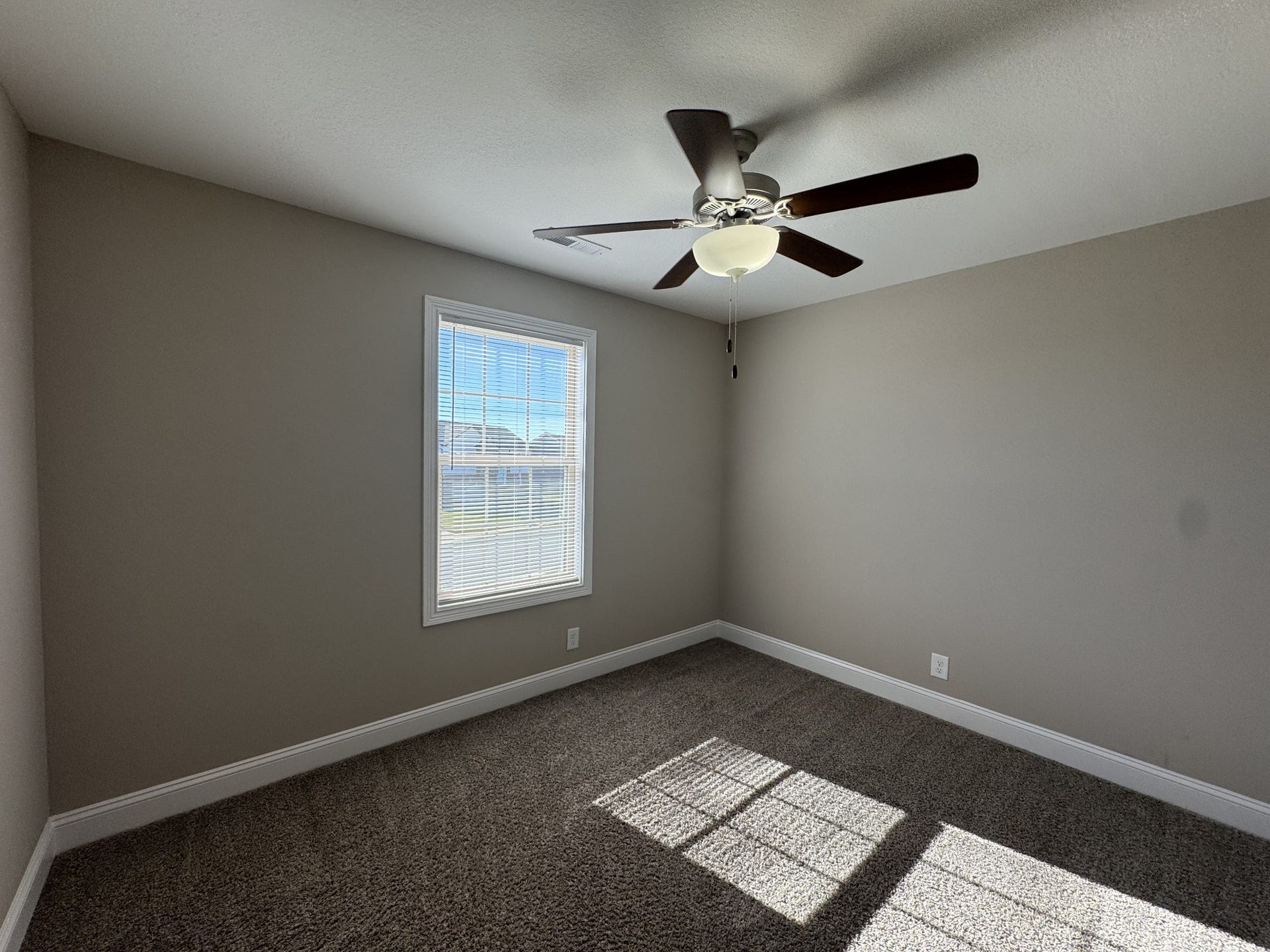 295 Dugger Dr, Clarksville, TN 37042 295 Dugger Dr, Clarksville, TN 37042