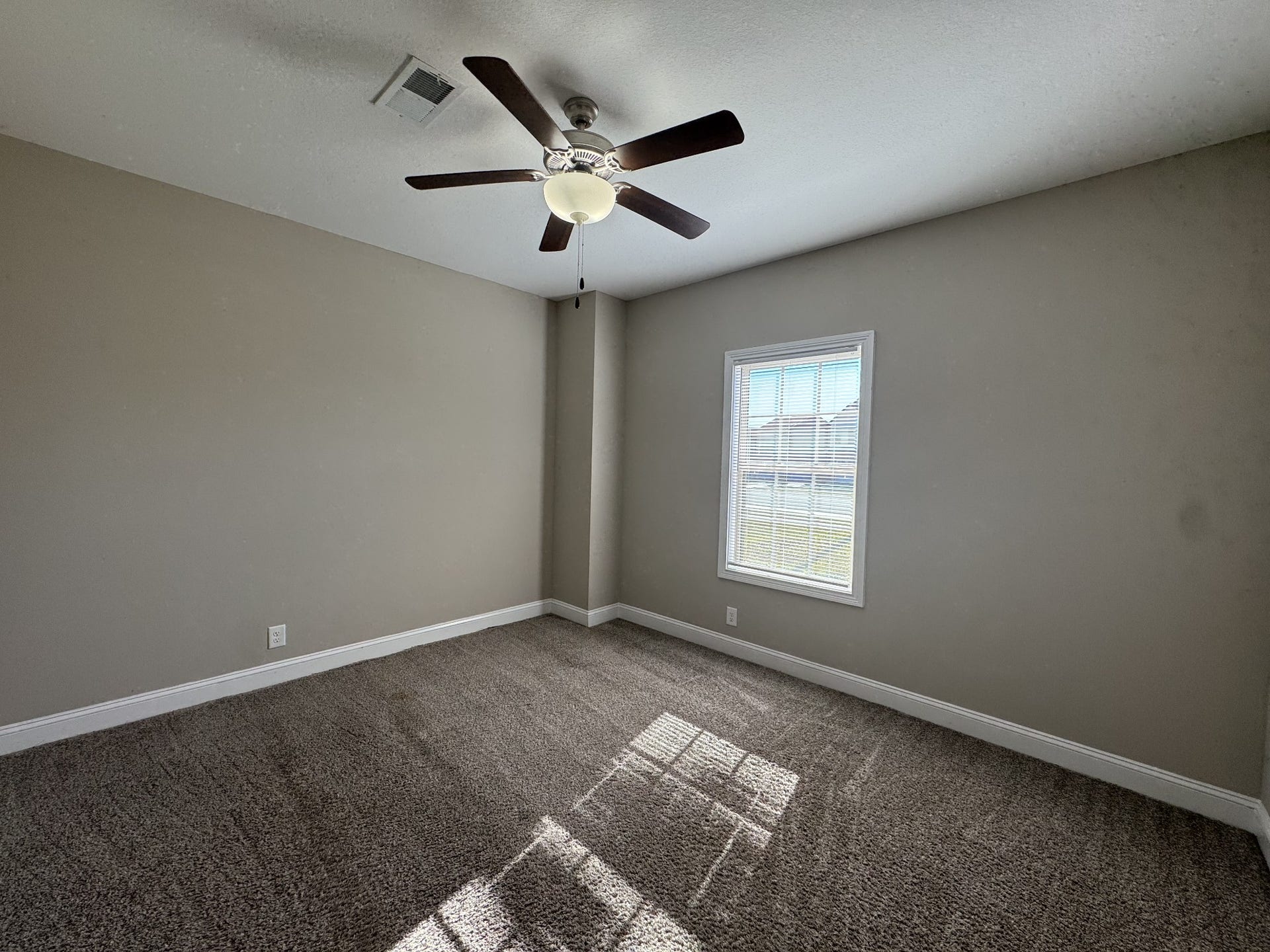 295 Dugger Dr, Clarksville, TN 37042 295 Dugger Dr, Clarksville, TN 37042