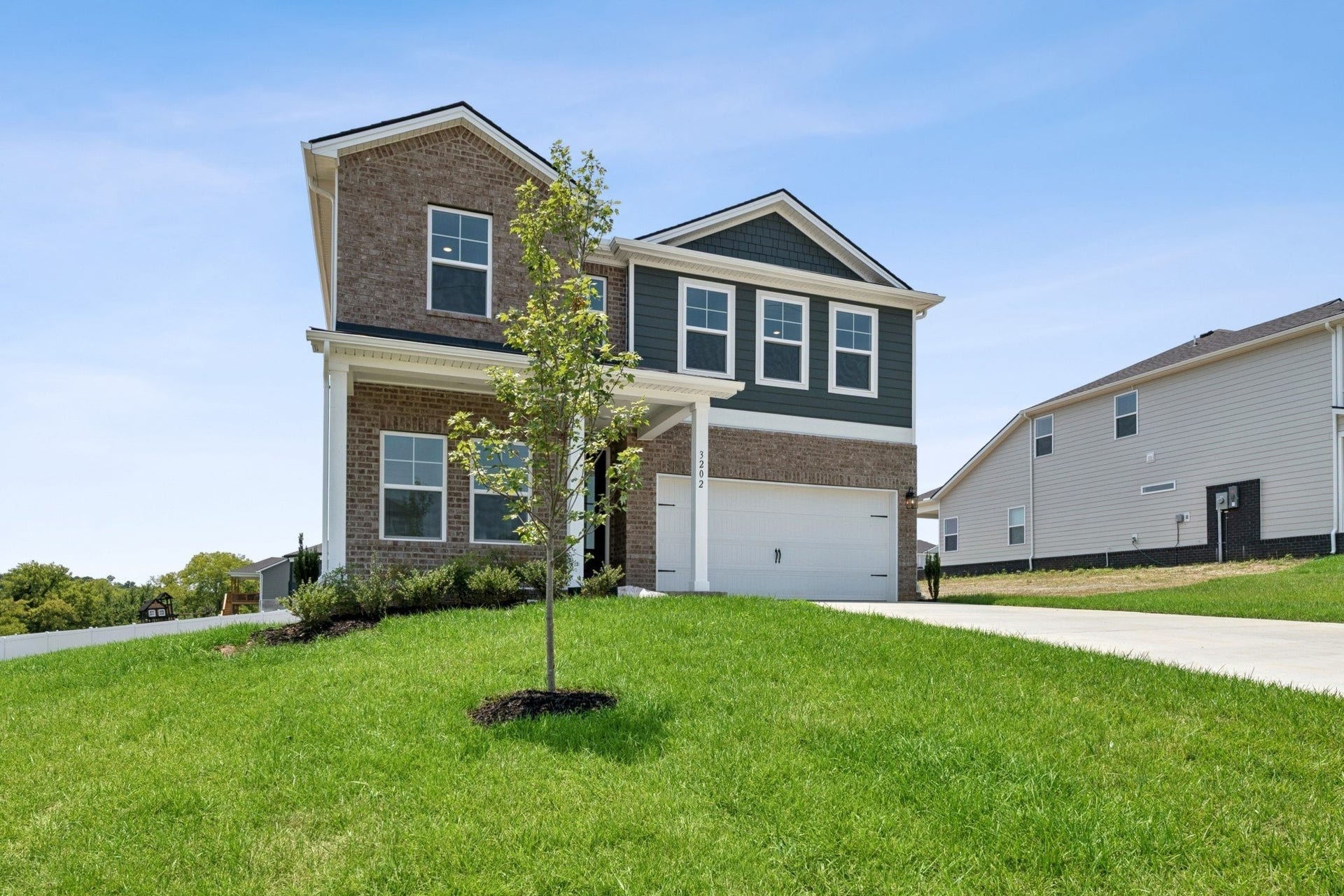 3202 Gravity Drive, Columbia, TN 38401 Front Exterior