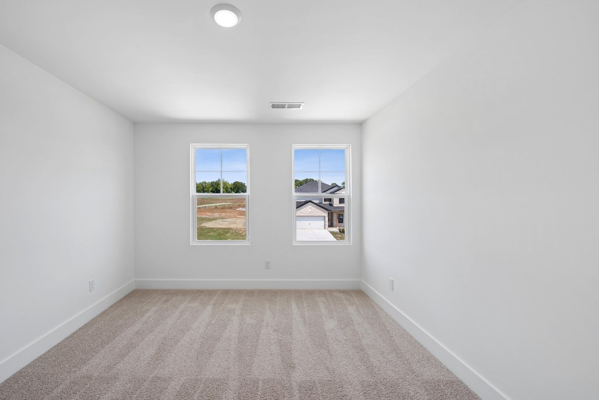3202 Gravity Drive, Columbia, TN 38401 Bedroom