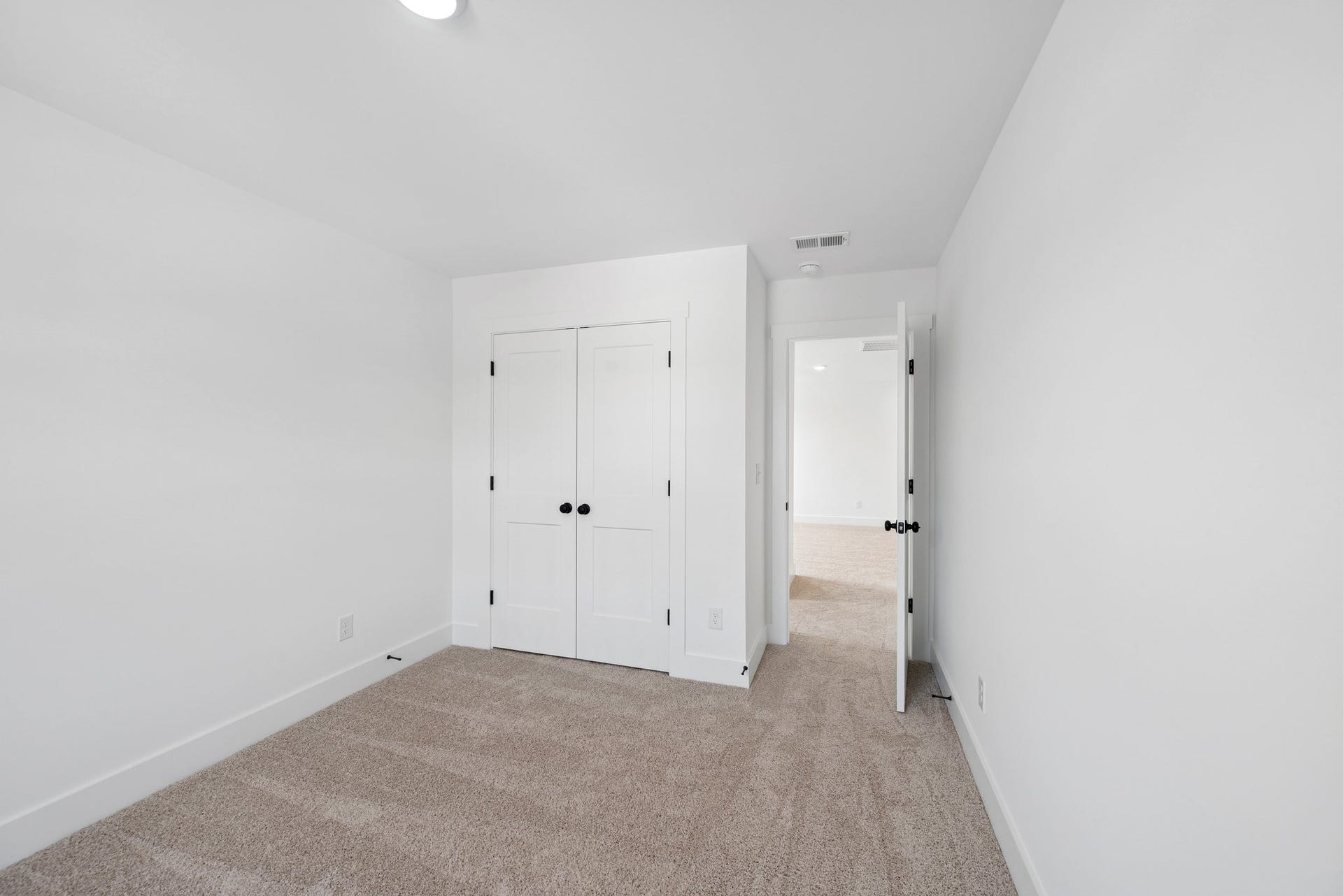3202 Gravity Drive, Columbia, TN 38401 Bedroom