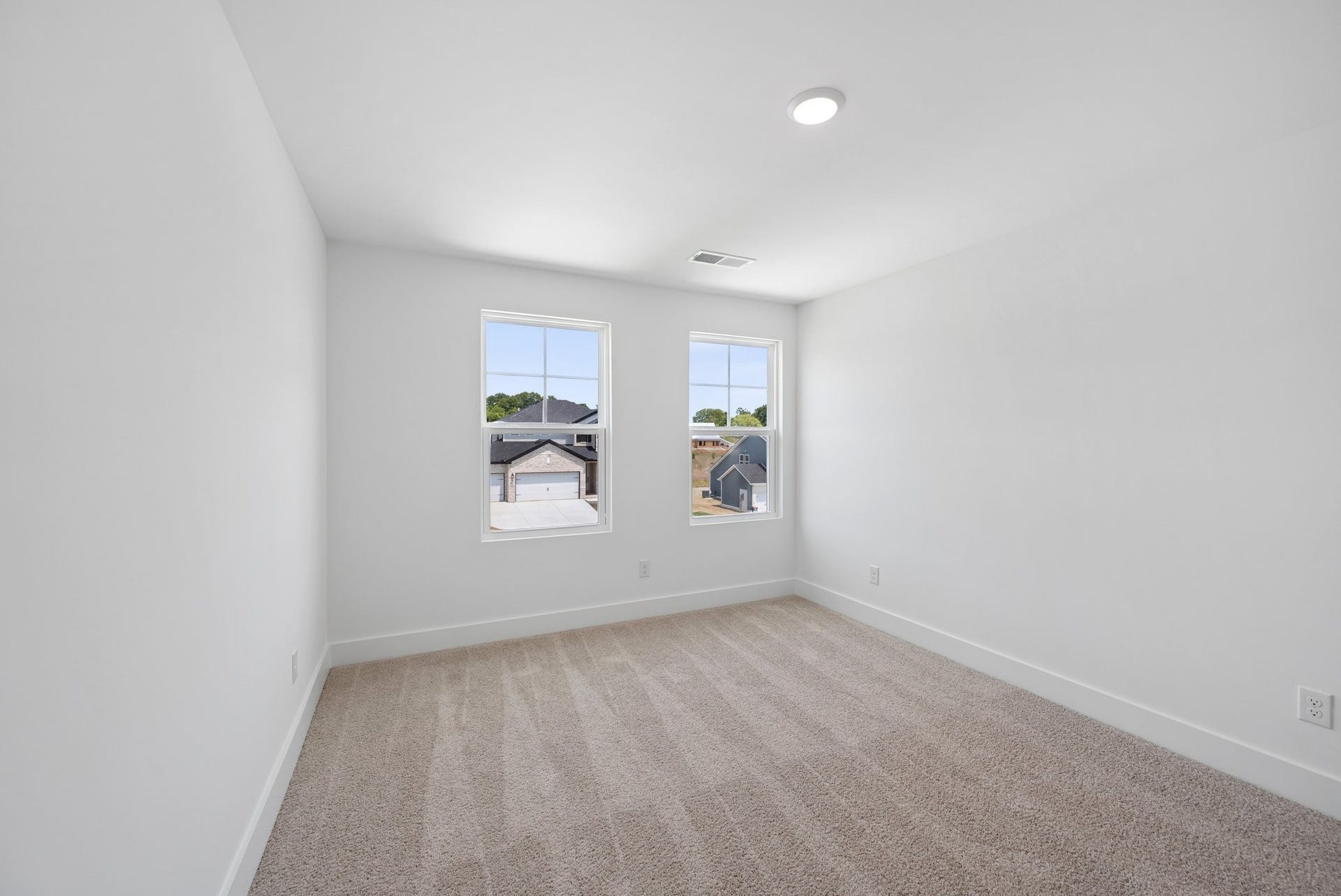 3202 Gravity Drive, Columbia, TN 38401 Bedroom