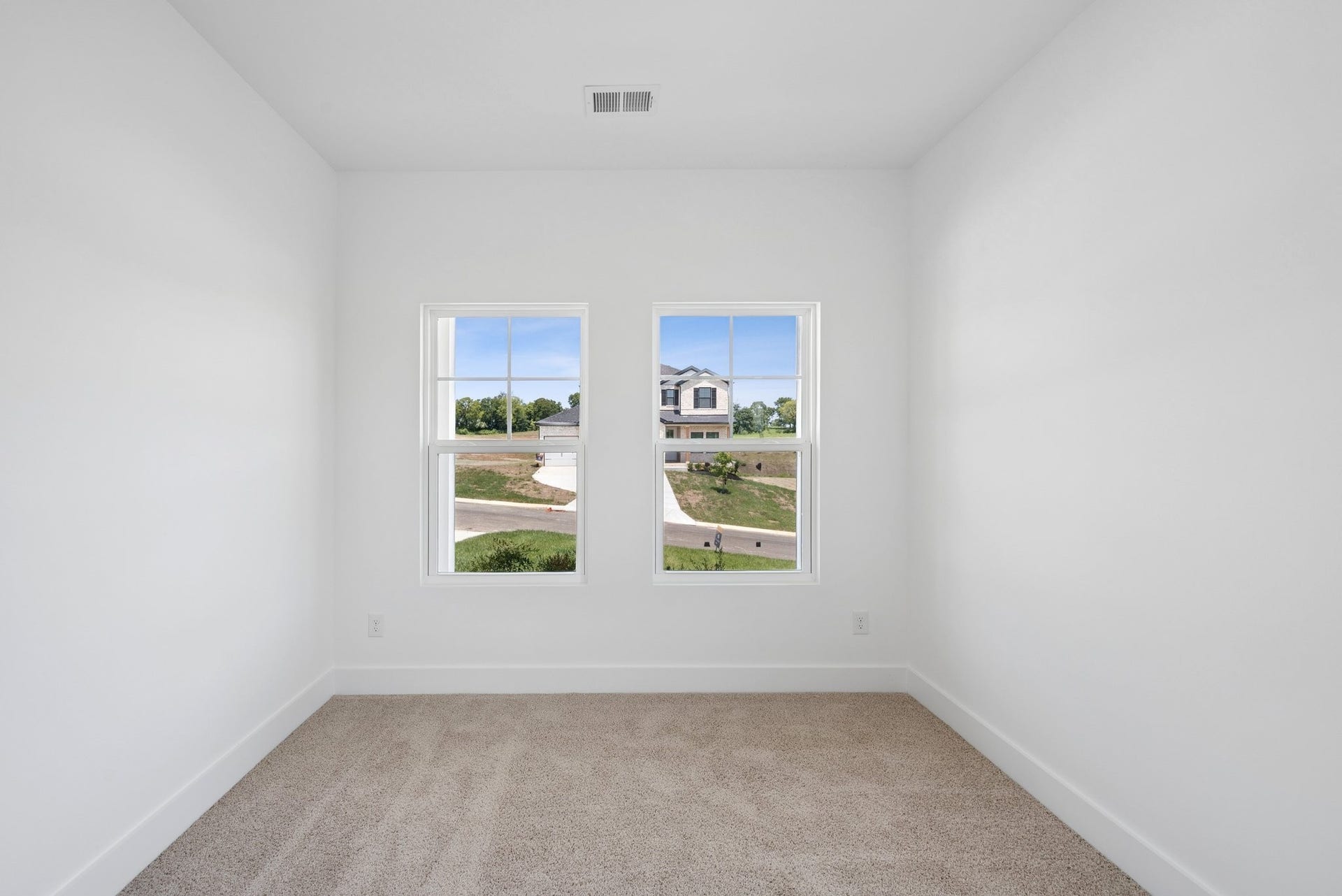 3202 Gravity Drive, Columbia, TN 38401 Bedroom