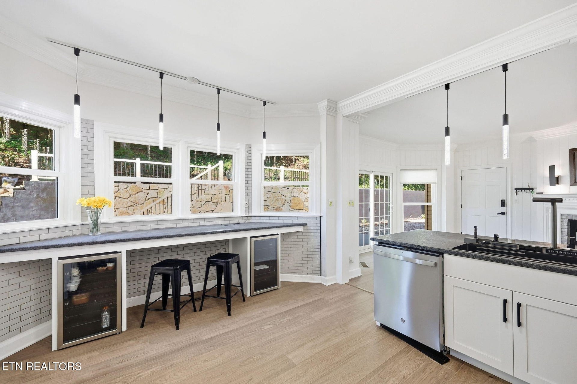 103 Amanda Place, Oak Ridge, TN 37830 103 Amanda Place, Oak Ridge, TN 37830