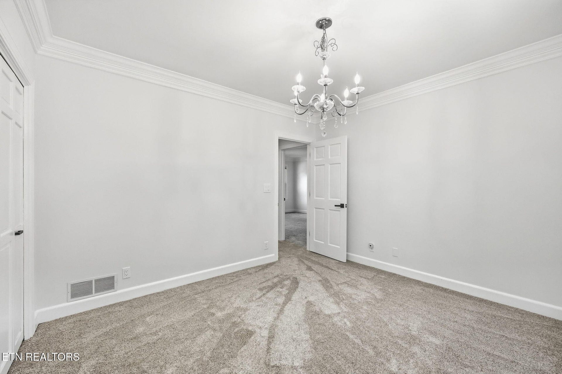103 Amanda Place, Oak Ridge, TN 37830 103 Amanda Place, Oak Ridge, TN 37830