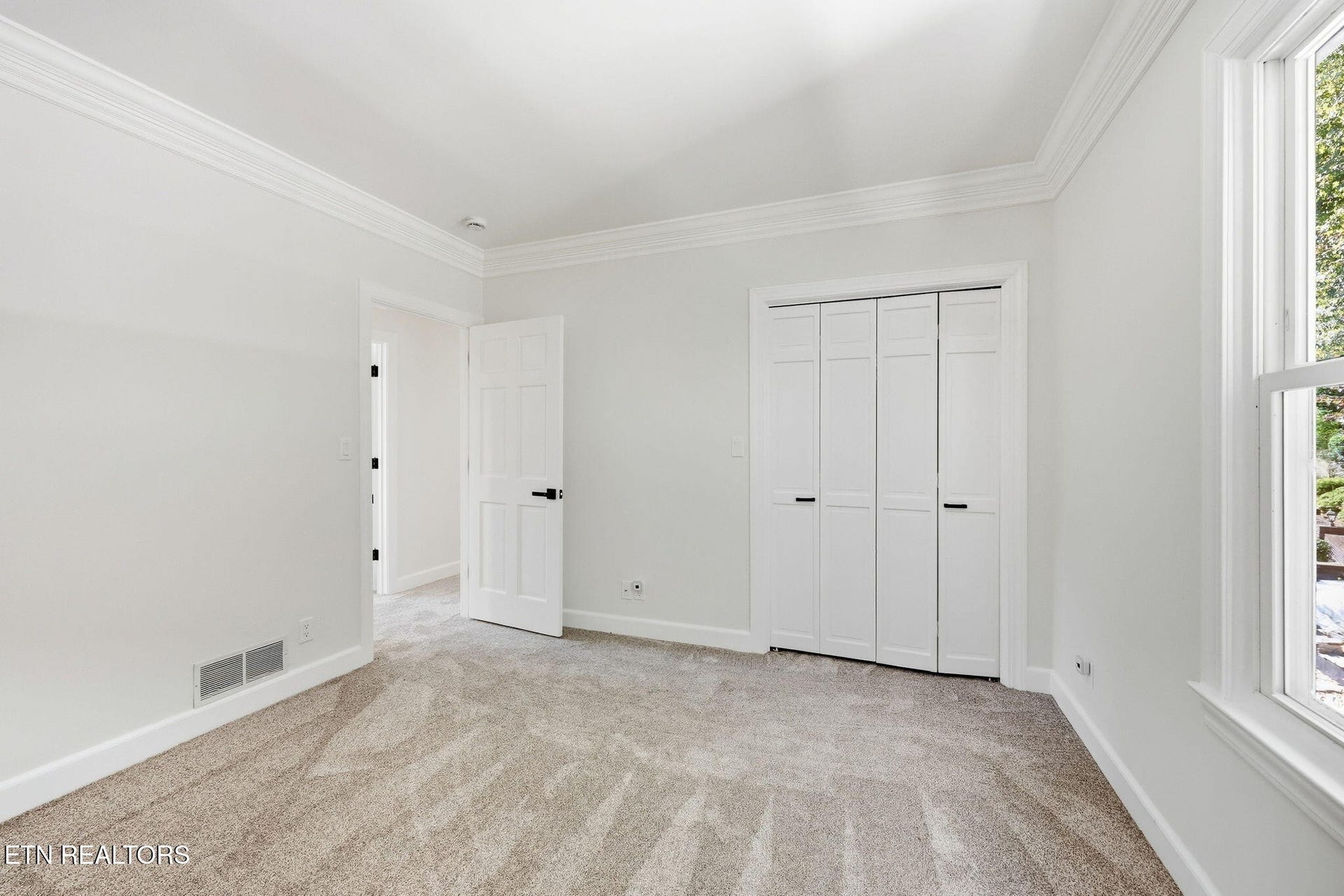 103 Amanda Place, Oak Ridge, TN 37830 103 Amanda Place, Oak Ridge, TN 37830