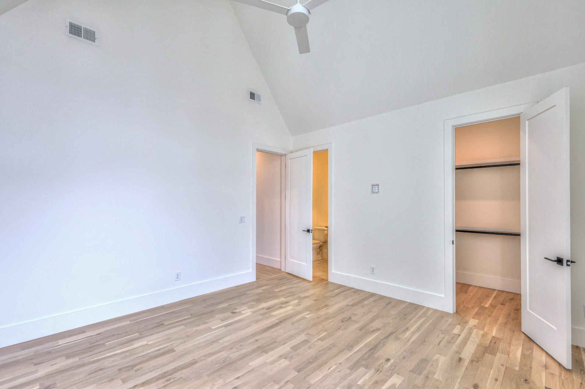 2804A W Kirkwood Ave, Nashville, TN 37204 2804A W Kirkwood Ave, Nashville, TN 37204