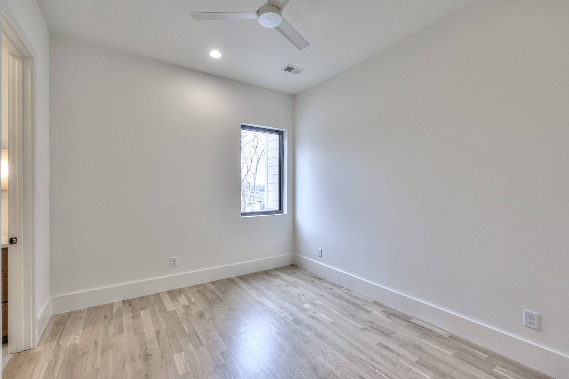 2804A W Kirkwood Ave, Nashville, TN 37204 2804A W Kirkwood Ave, Nashville, TN 37204