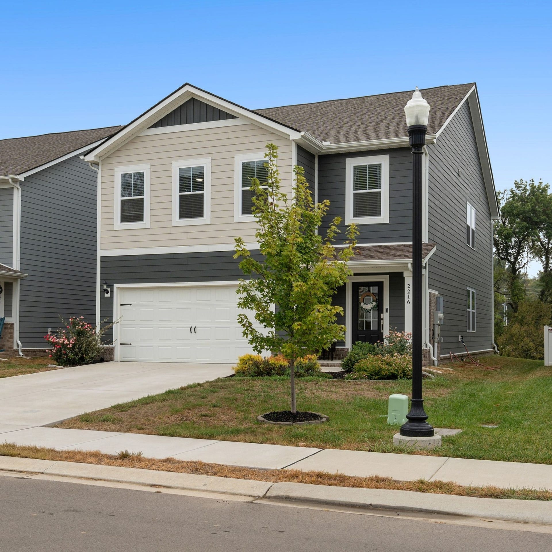 2216 Robert Gwynne Dr, Smyrna, TN 37167