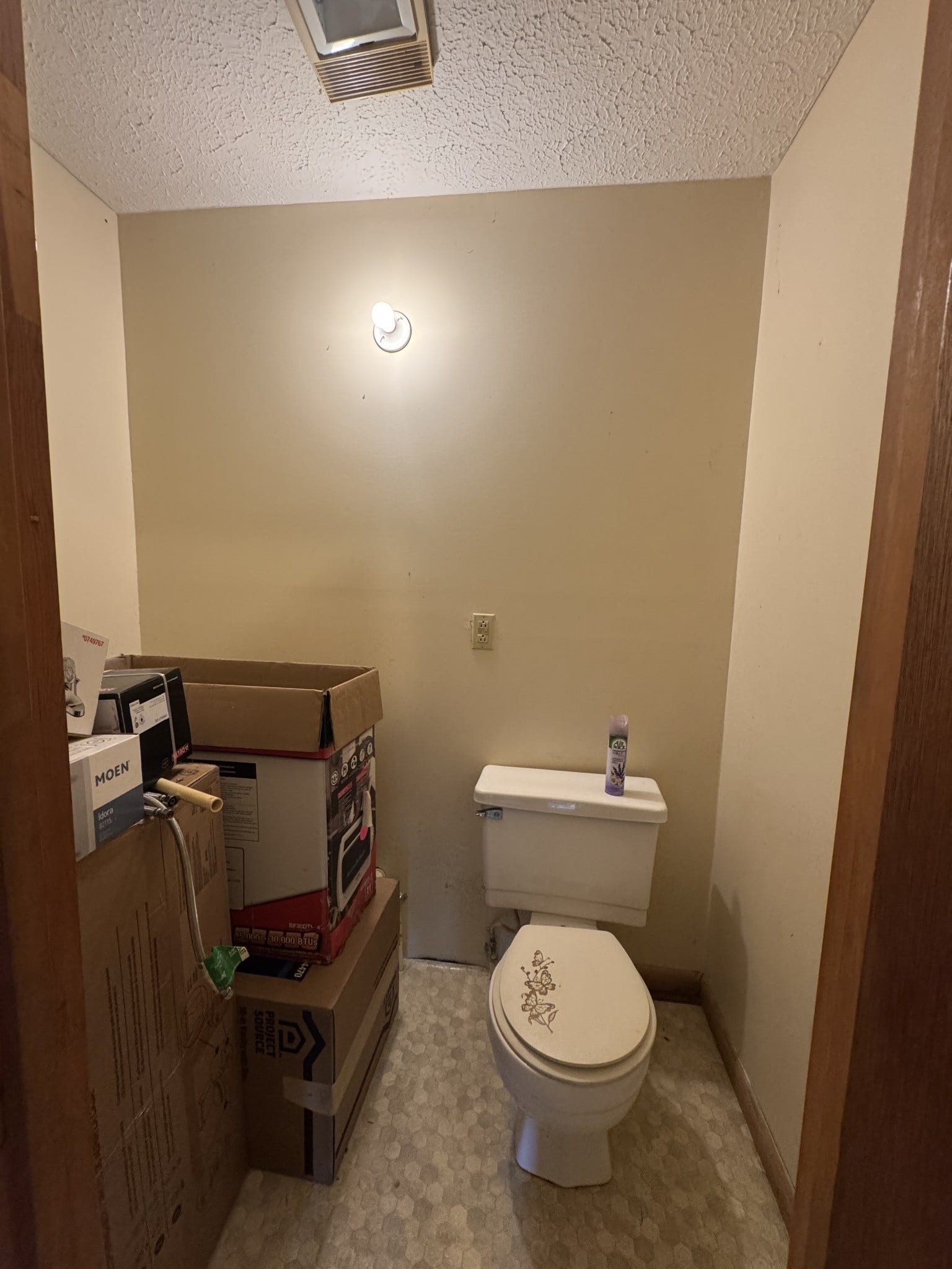 1831 S Main St, Columbia, TN 38401 1831 S Main St, Columbia, TN 38401
