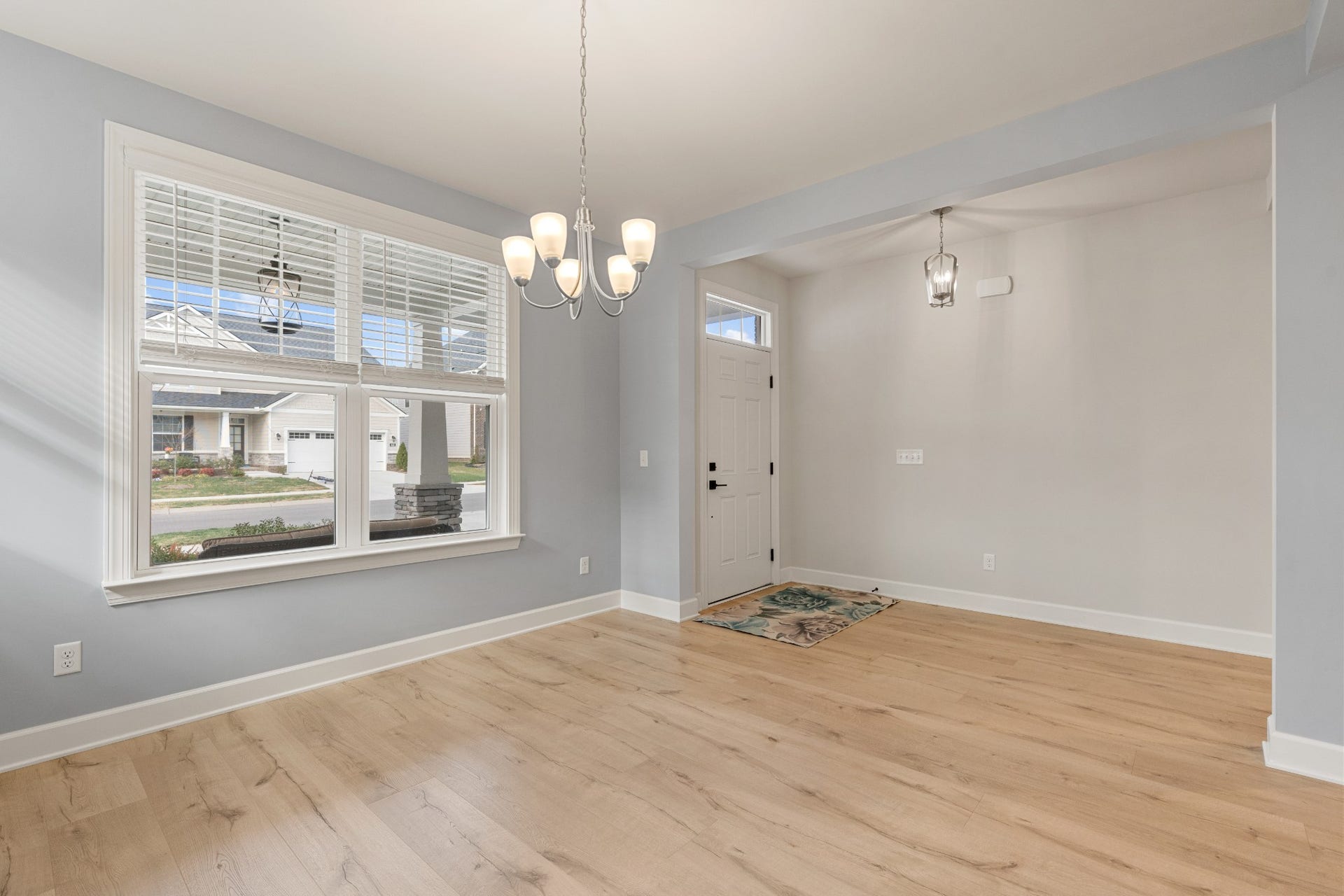 413 Mabels Way, Mount Juliet, TN 37122 The main-level flex room can serve as a formal dining room, home office, playroom or additional sitting area.