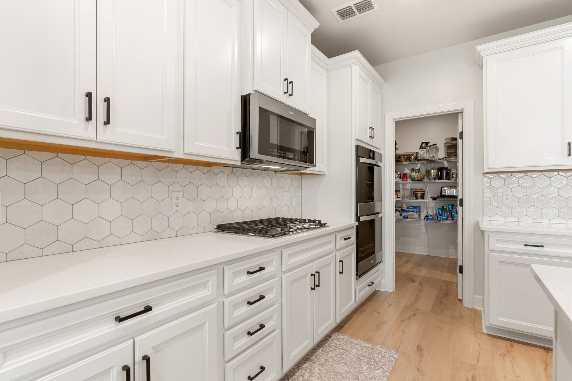 413 Mabels Way, Mount Juliet, TN 37122 413 Mabels Way, Mount Juliet, TN 37122