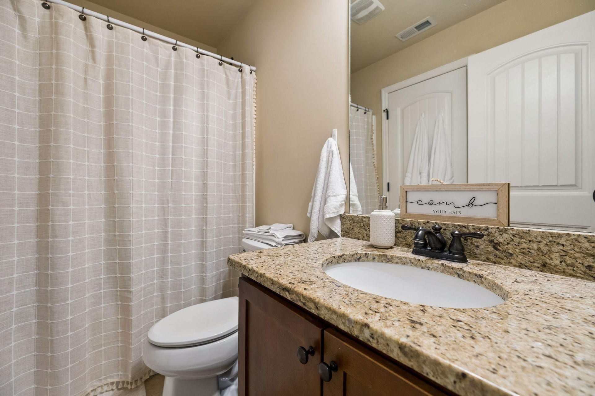 8074 Fox Glove Drive, Ooltewah, TN 37363 8074 Fox Glove Drive, Ooltewah, TN 37363