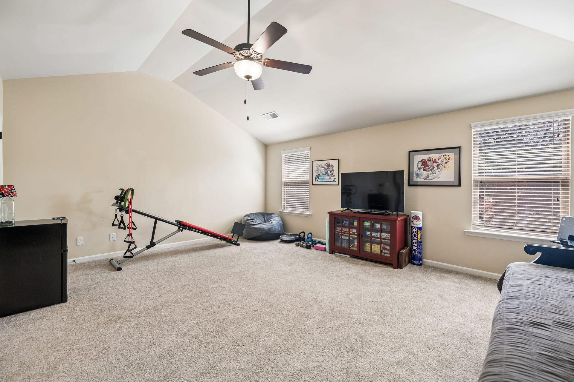 8074 Fox Glove Drive, Ooltewah, TN 37363 8074 Fox Glove Drive, Ooltewah, TN 37363