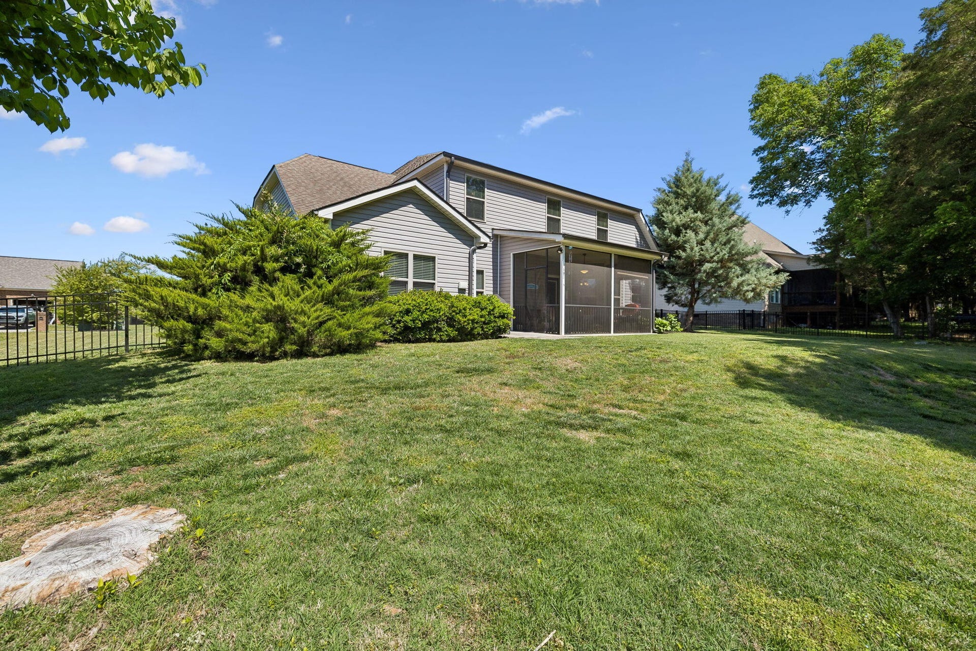 8074 Fox Glove Drive, Ooltewah, TN 37363 8074 Fox Glove Drive, Ooltewah, TN 37363
