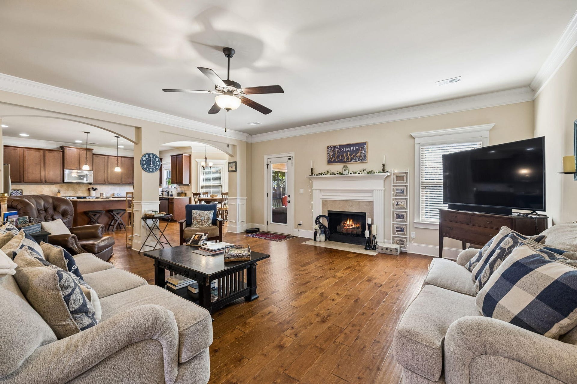 8074 Fox Glove Drive, Ooltewah, TN 37363 8074 Fox Glove Drive, Ooltewah, TN 37363