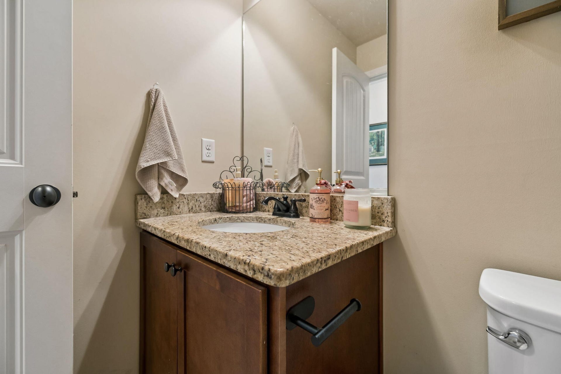 8074 Fox Glove Drive, Ooltewah, TN 37363 8074 Fox Glove Drive, Ooltewah, TN 37363