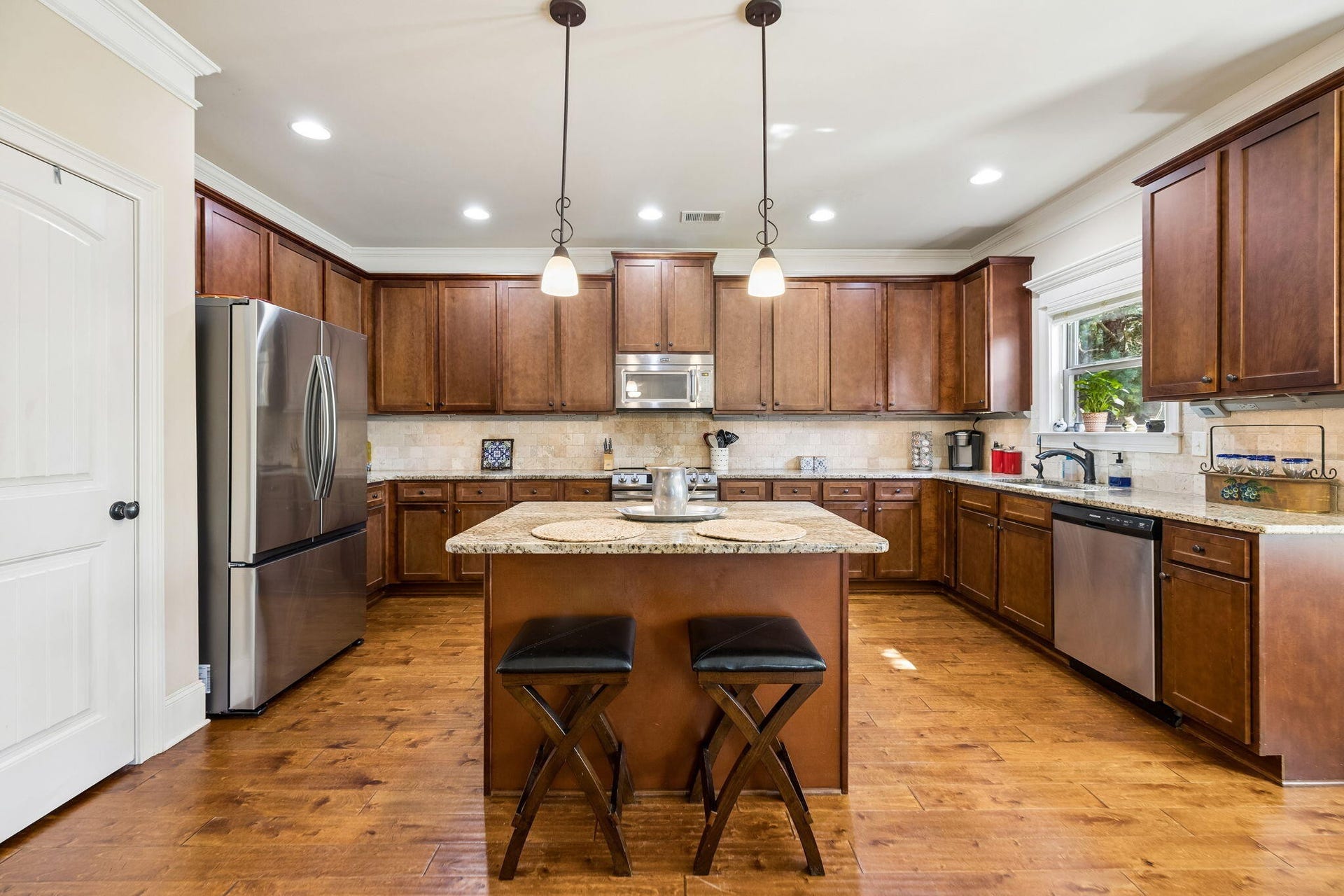 8074 Fox Glove Drive, Ooltewah, TN 37363 8074 Fox Glove Drive, Ooltewah, TN 37363