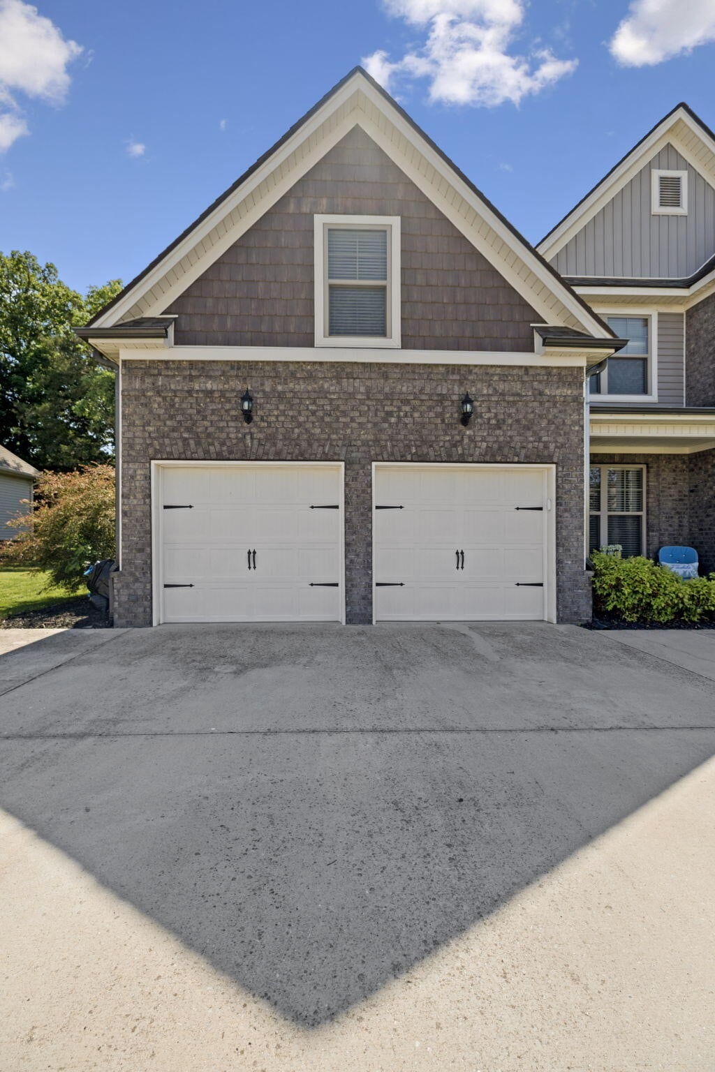 8074 Fox Glove Drive, Ooltewah, TN 37363 8074 Fox Glove Drive, Ooltewah, TN 37363