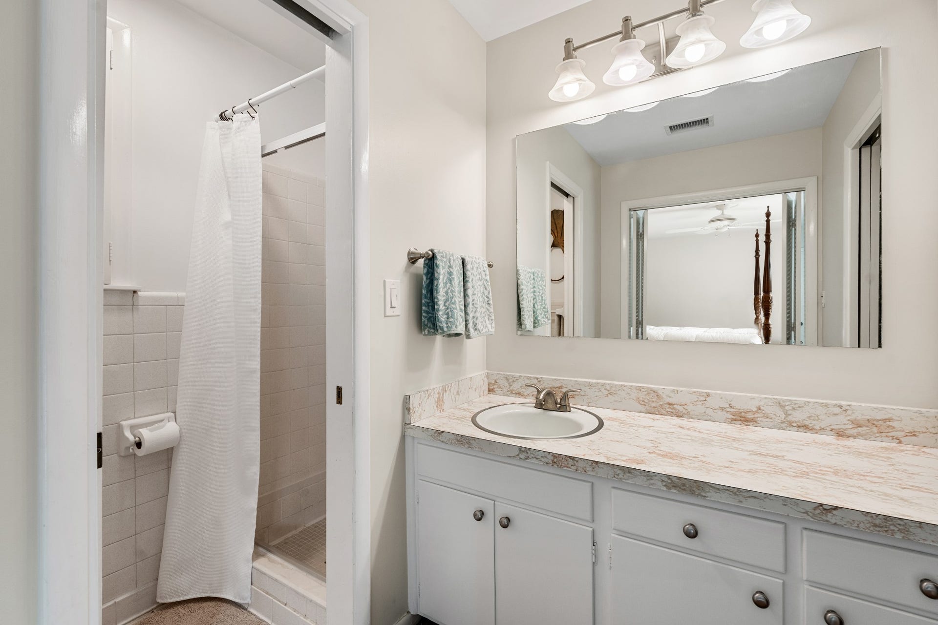 930 Percy Warner Blvd, Nashville, TN 37205 930 Percy Warner Blvd, Nashville, TN 37205