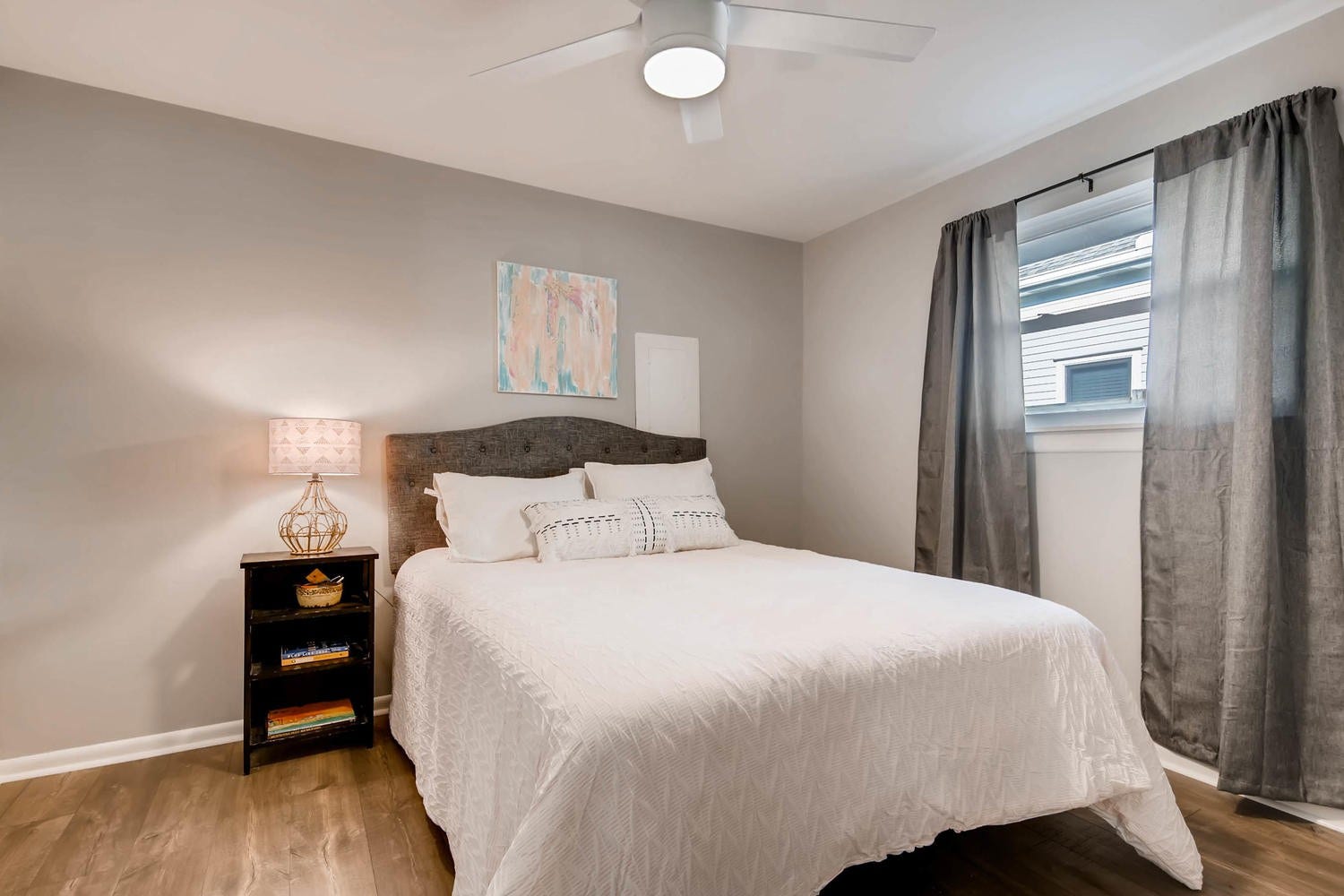 1520 Russell St, #A, Nashville, TN 37206 Please note: This property is unfurnished.