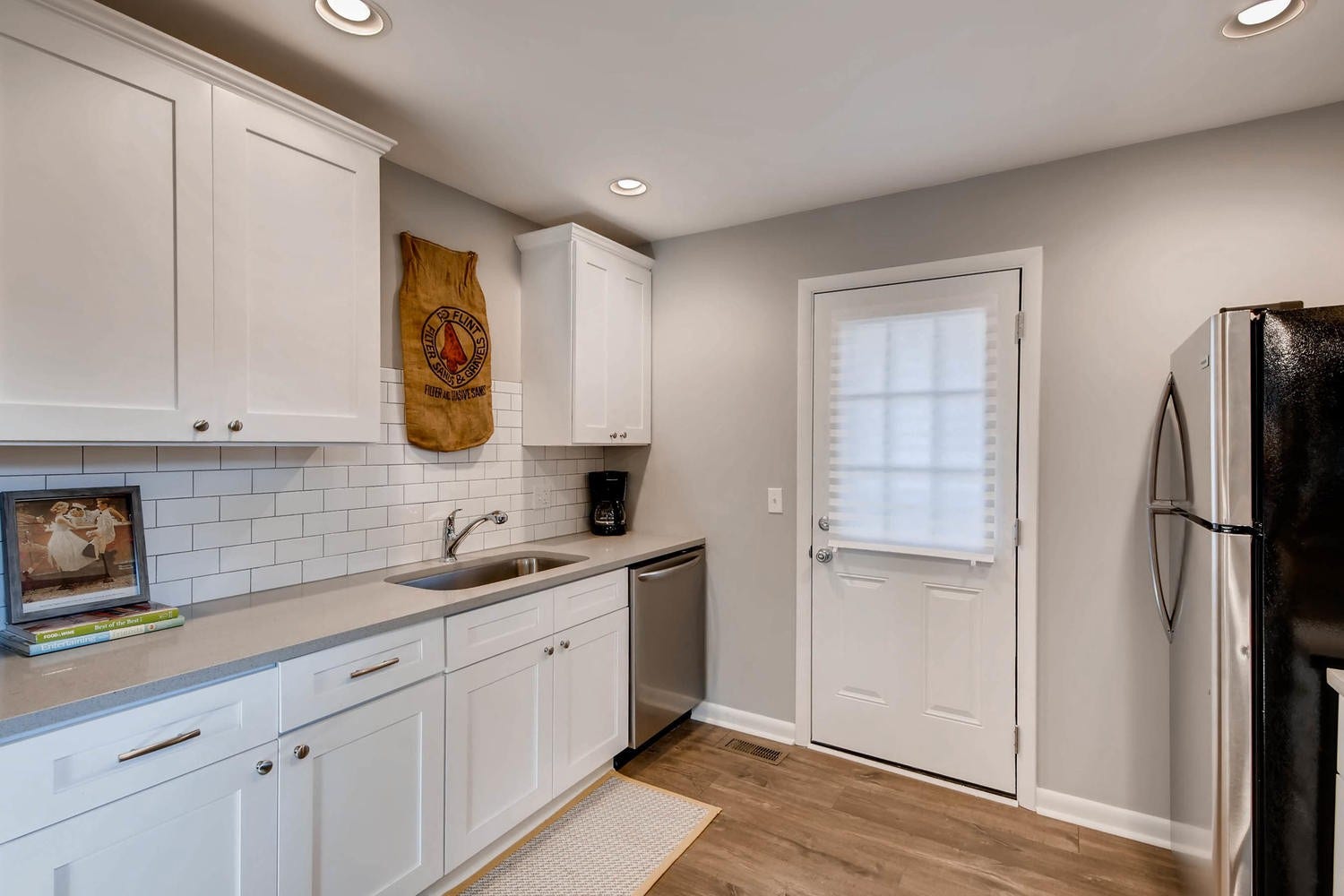 1520 Russell St, #A, Nashville, TN 37206 Please note: This property is unfurnished.